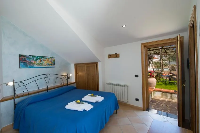 Bed in B&B Il Nespolo