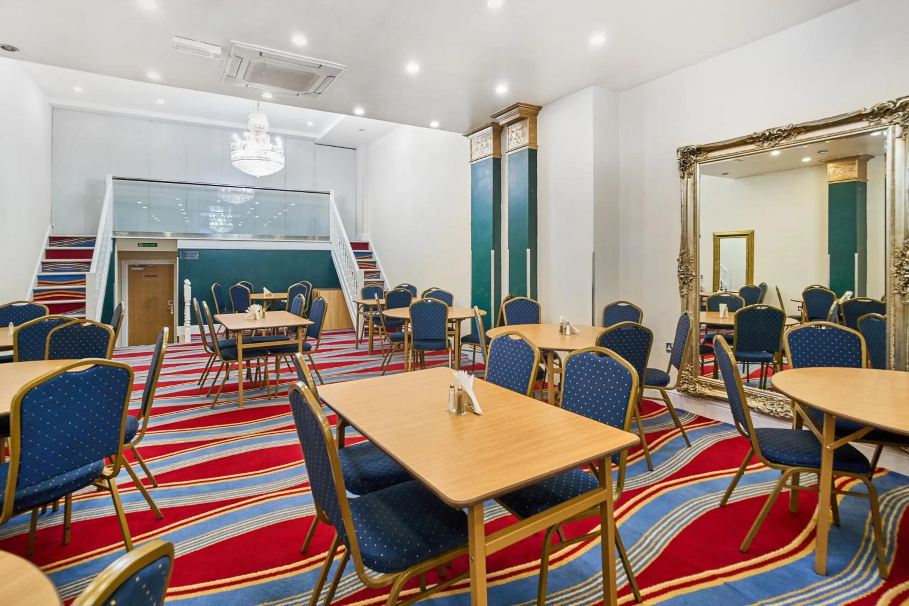 Meeting/conference room in Best Western Greater London