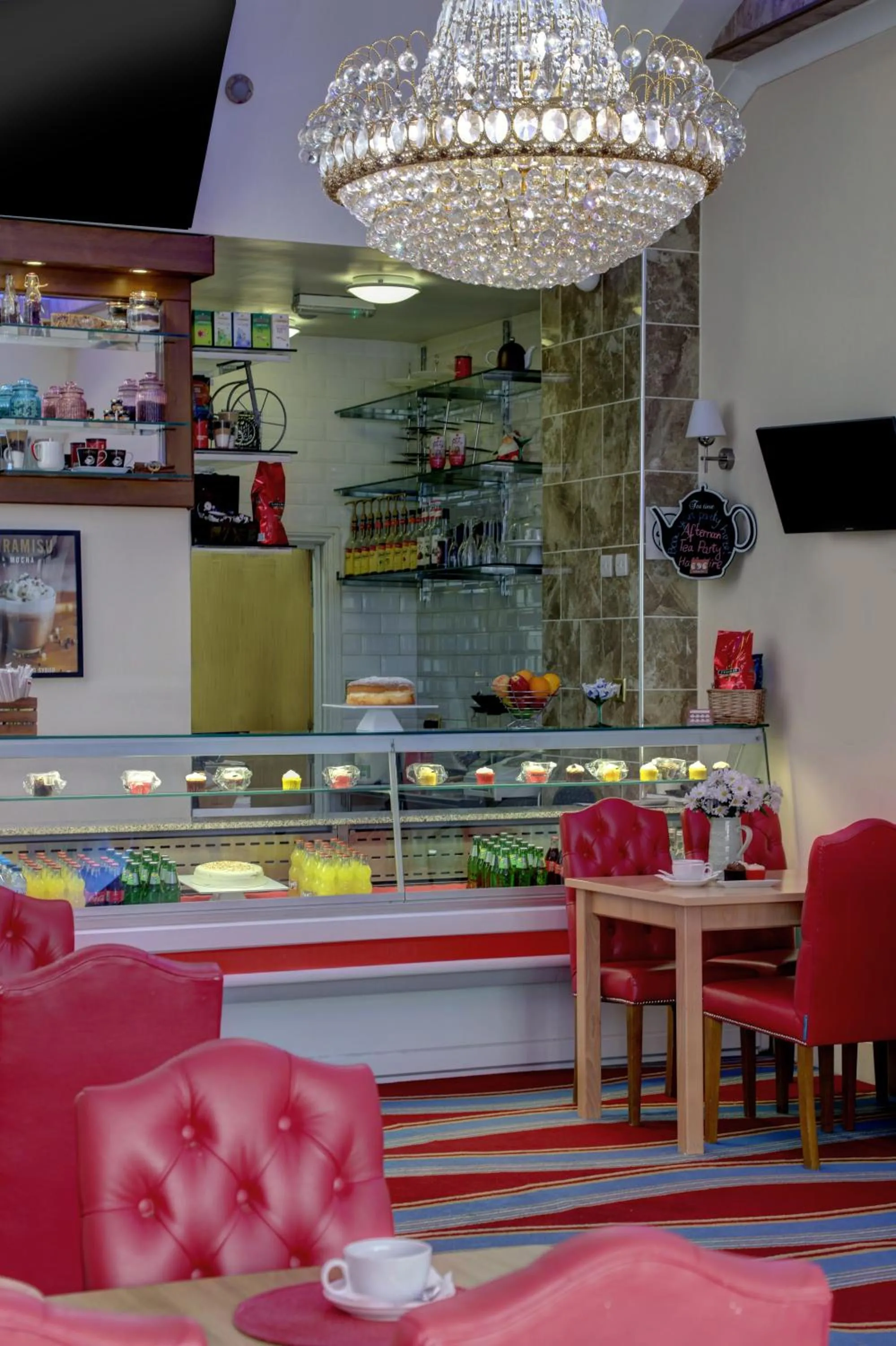 Dining area in Best Western Greater London