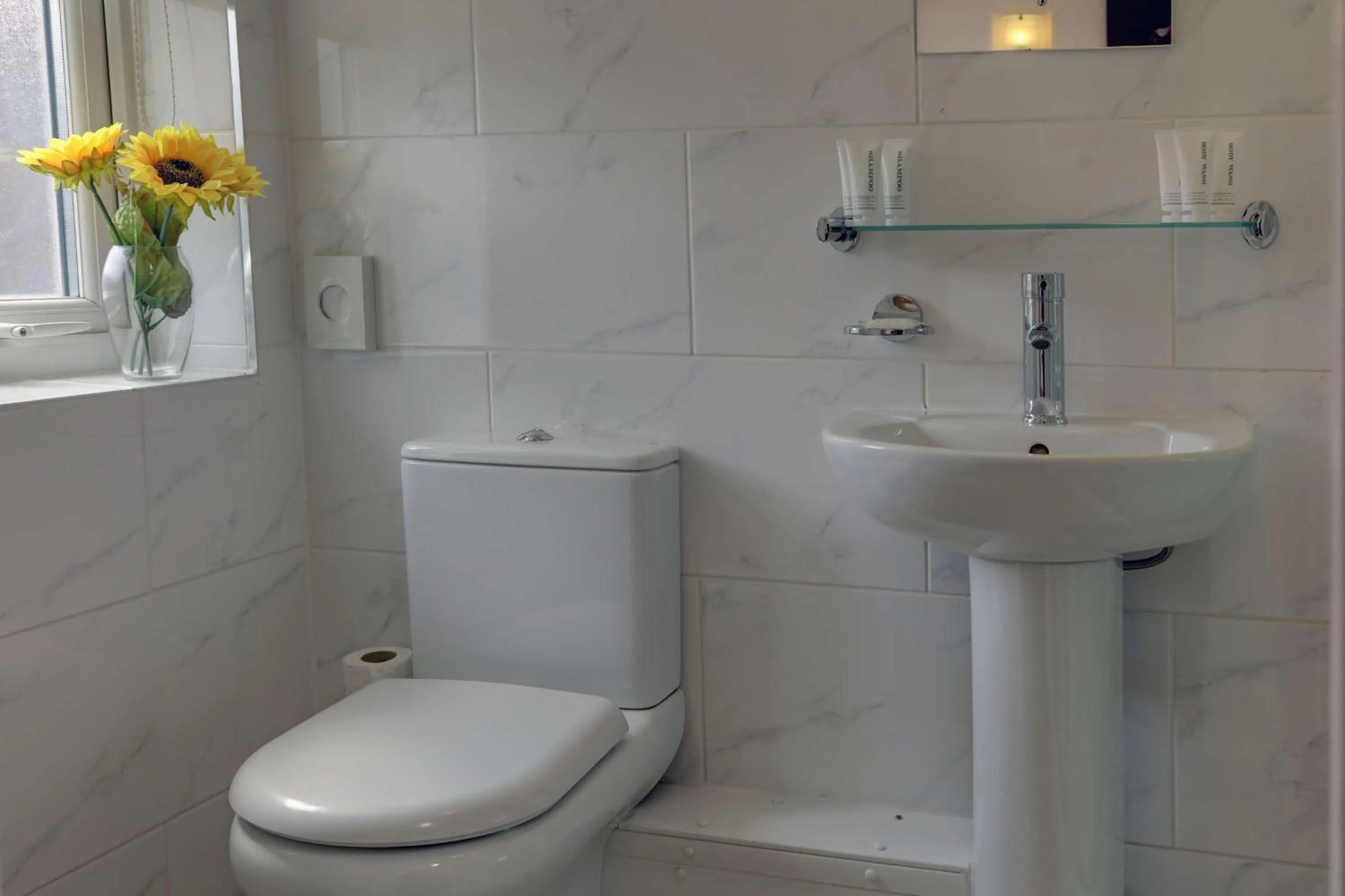 Bathroom in Best Western Greater London