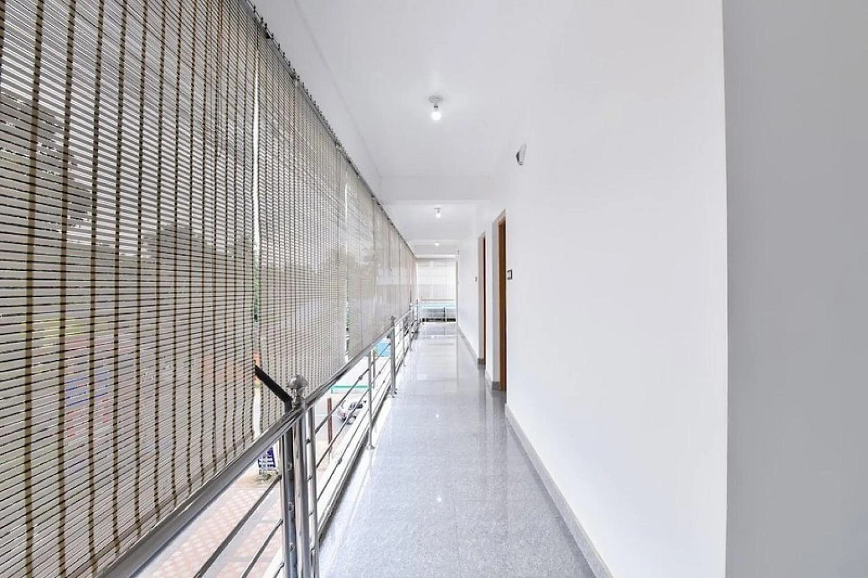 Facade/entrance in Hotel O VR Lodge