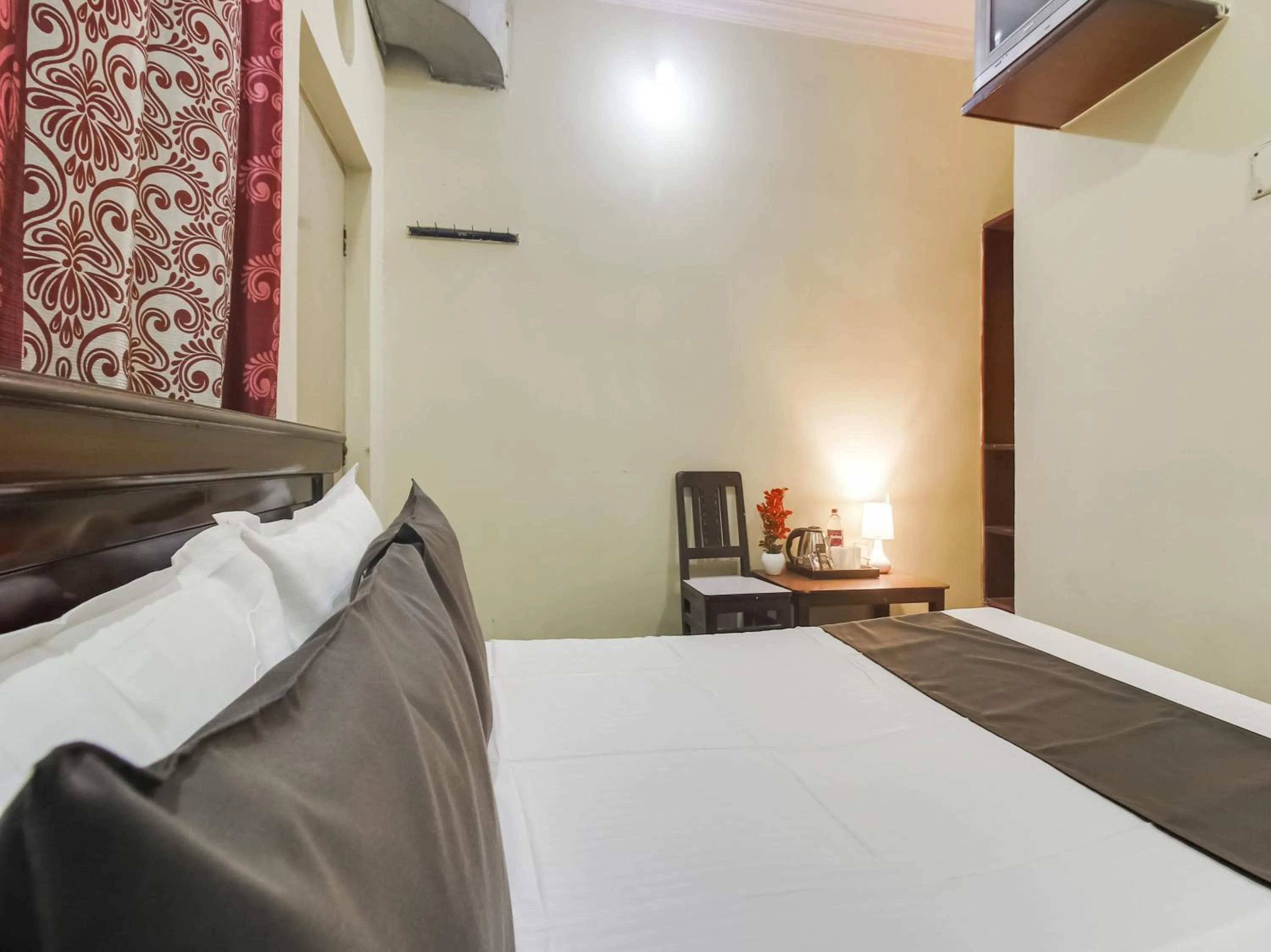 Bedroom, Bed in Hotel O Sri Gopi Mini Guest House Near Erragadda Metro Station