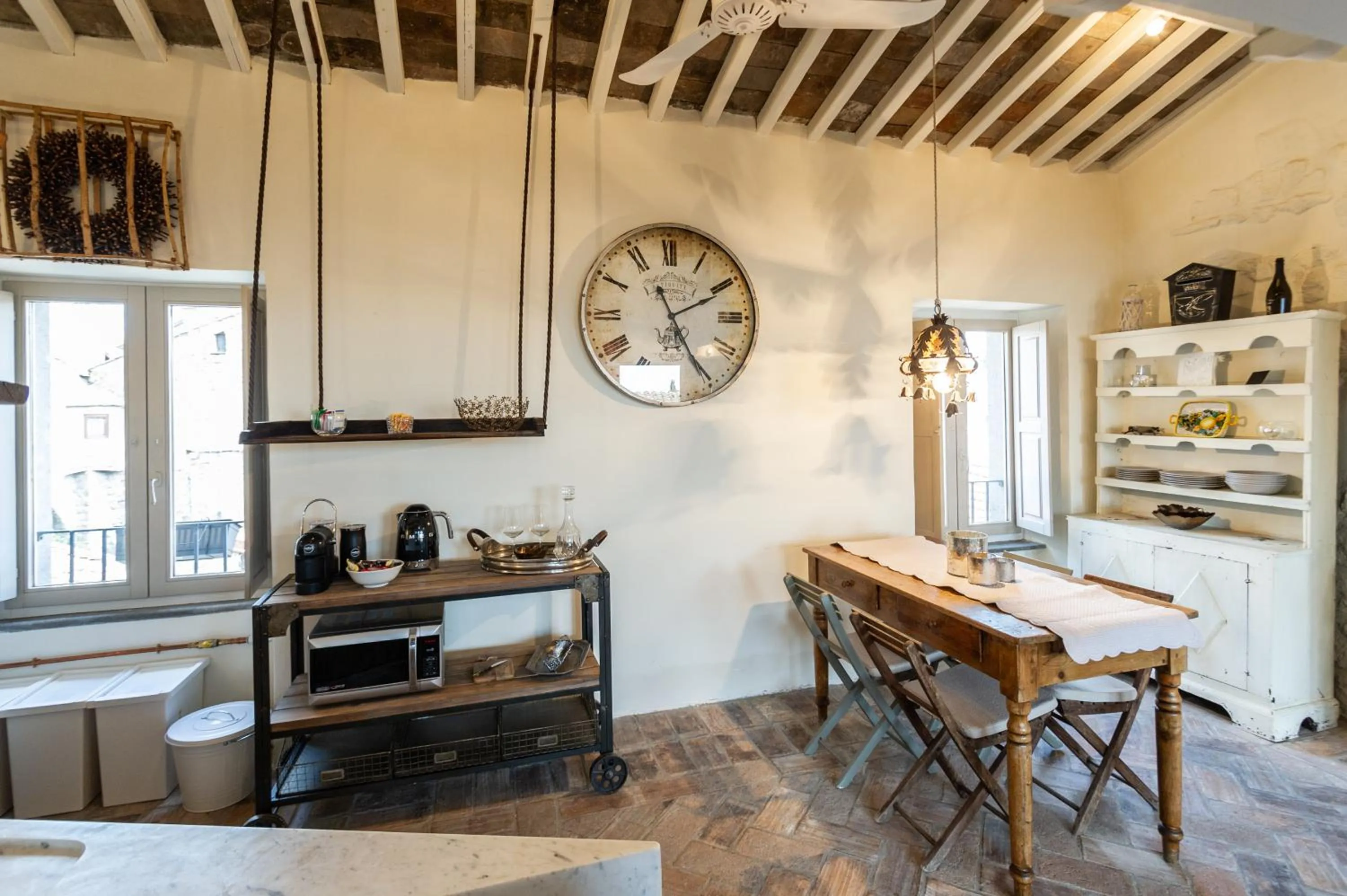 Kitchen or kitchenette in La Suite del Borgo