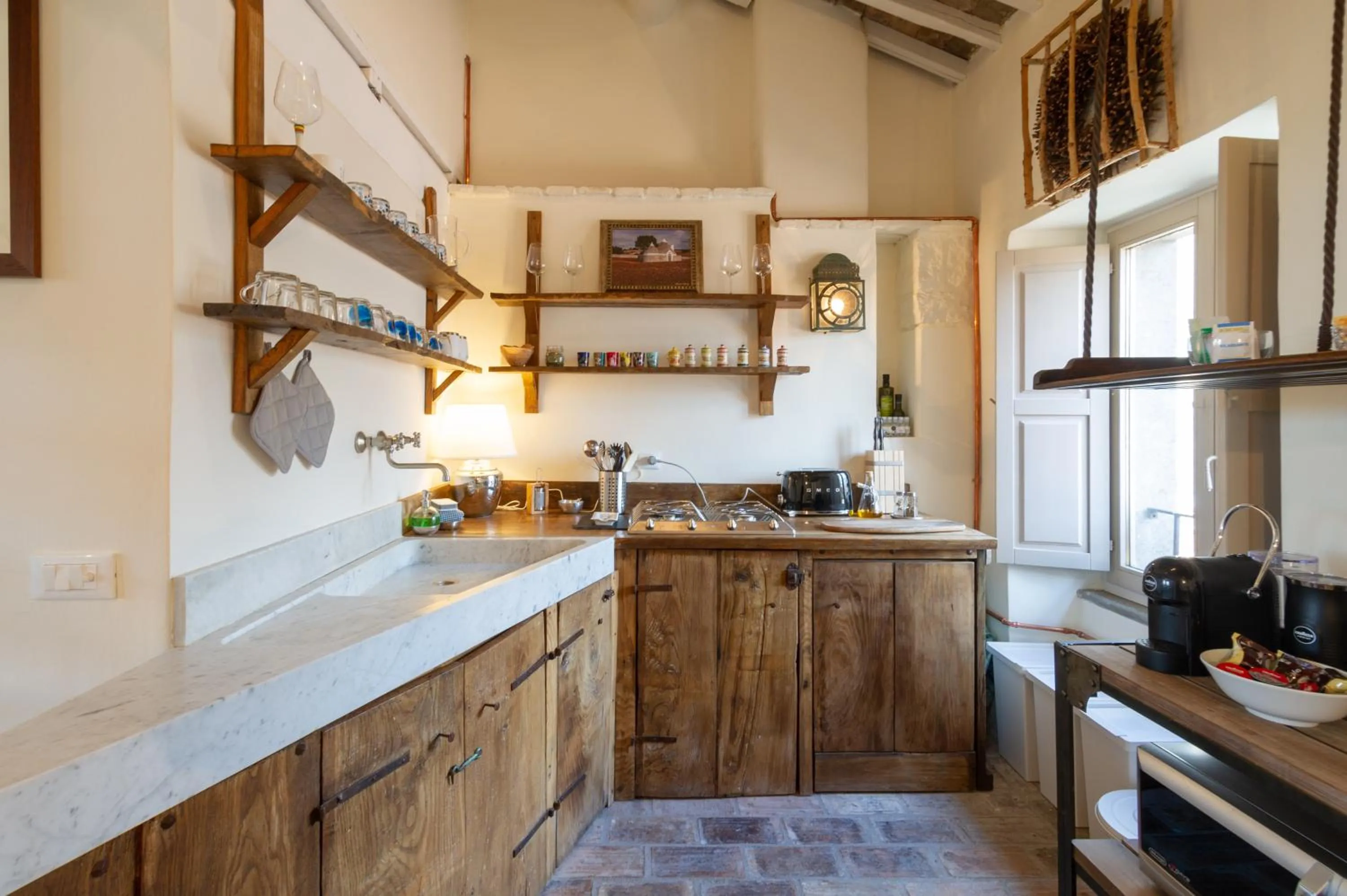 Kitchen or kitchenette in La Suite del Borgo