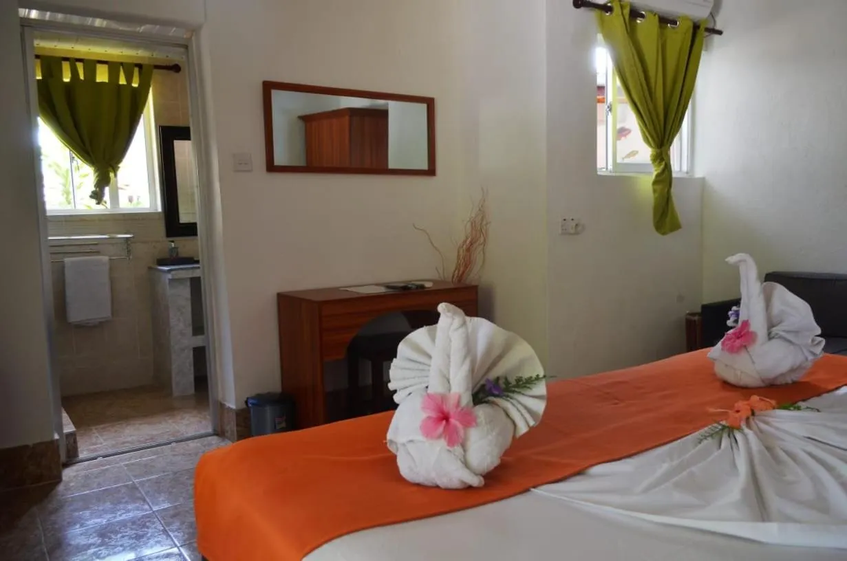 Bed in Rising Sun Guesthouse