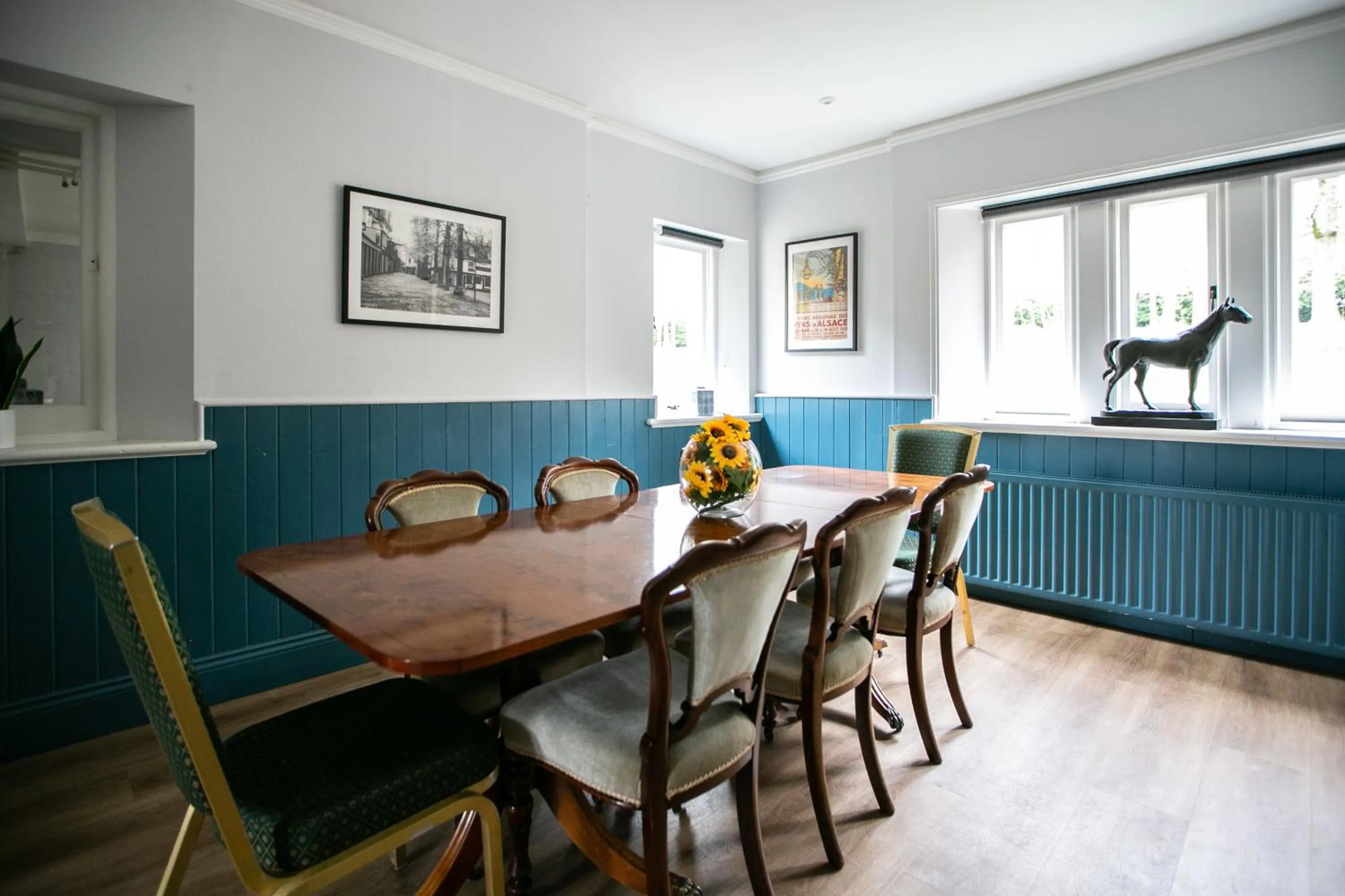Dining area in Accommodation at Salomons Estate