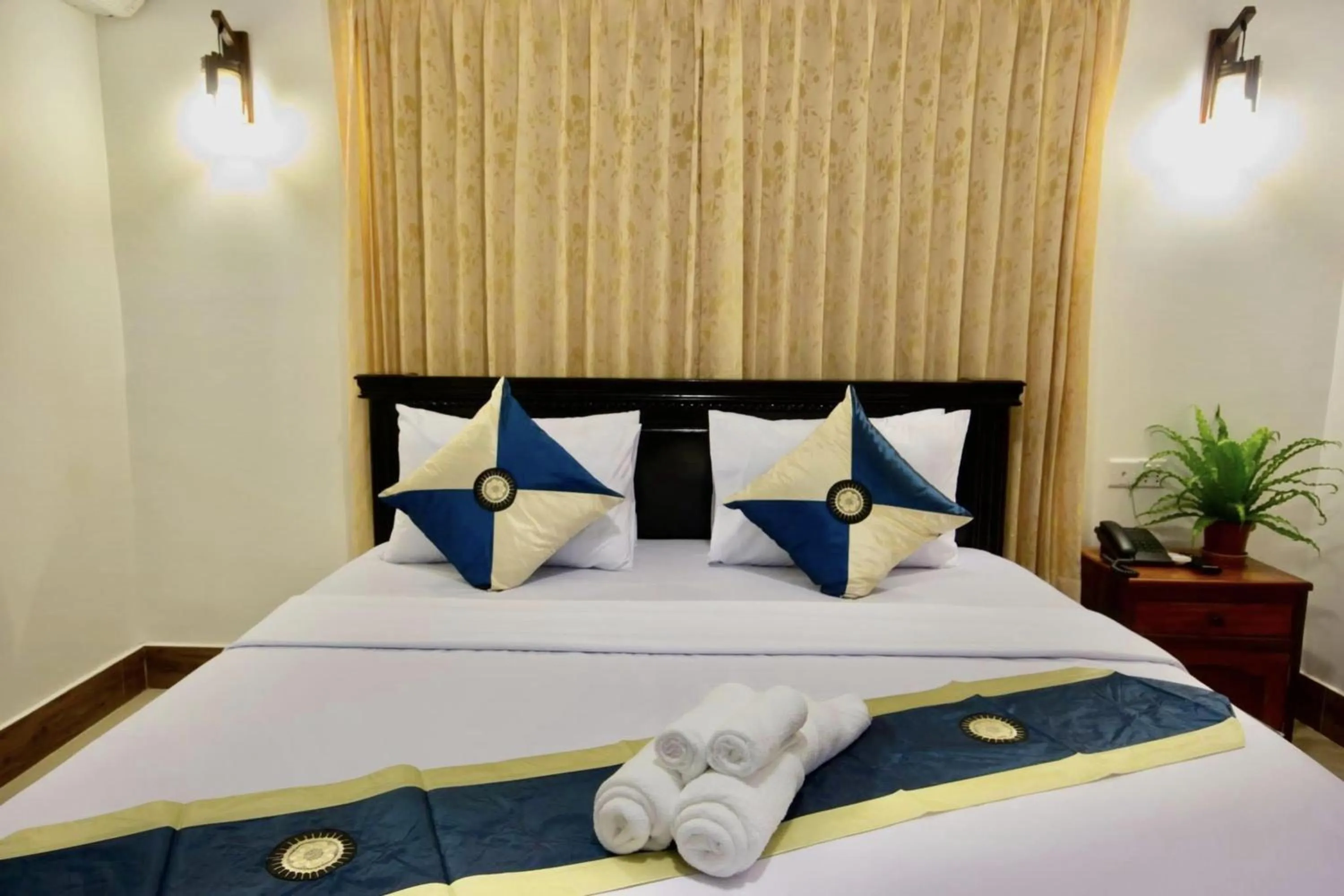 Bed in Bou Phanith Villa