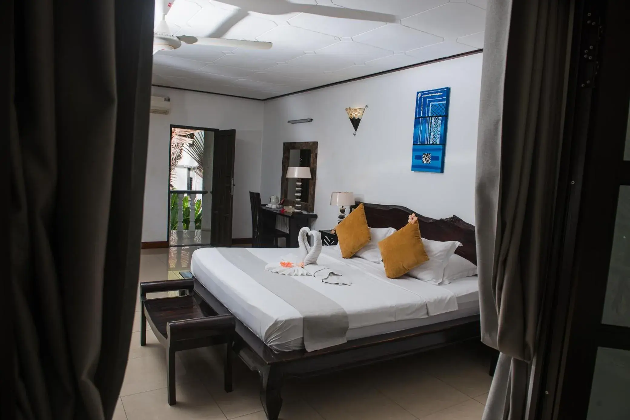 Bedroom, Bed in Hotel Chateau St Cloud Bedroom, Bed in Hotel Chateau St Cloud