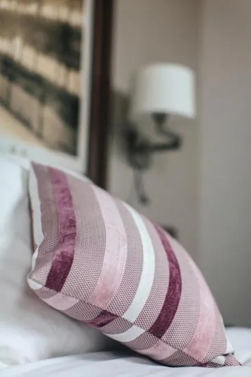 Decorative detail, Bed in Hotel-Café du Trinquet