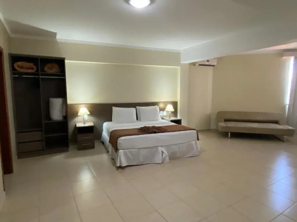 Deluxe Suite with Spa Bath - single occupancy in Class Hotel Passos Rio Grande Portal da Canastra Deluxe Suite with Spa Bath - single occupancy in Class Hotel Passos Rio Grande Portal da Canastra