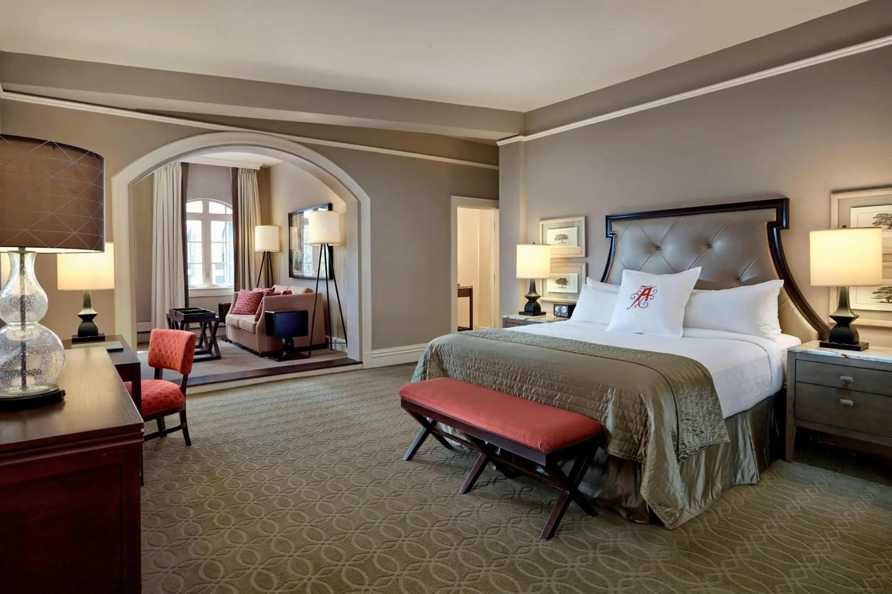 Photo of the whole room, Bed in The Algonquin Resort St. Andrews by-the-Sea, Autograph Collection Photo of the whole room, Bed in The Algonquin Resort St. Andrews by-the-Sea, Autograph Collection