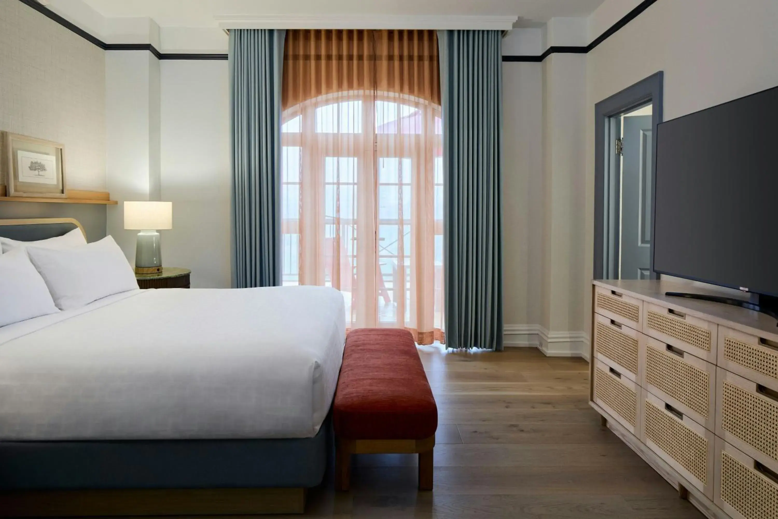 Photo of the whole room, Bed in The Algonquin Resort St. Andrews by-the-Sea, Autograph Collection Photo of the whole room, Bed in The Algonquin Resort St. Andrews by-the-Sea, Autograph Collection