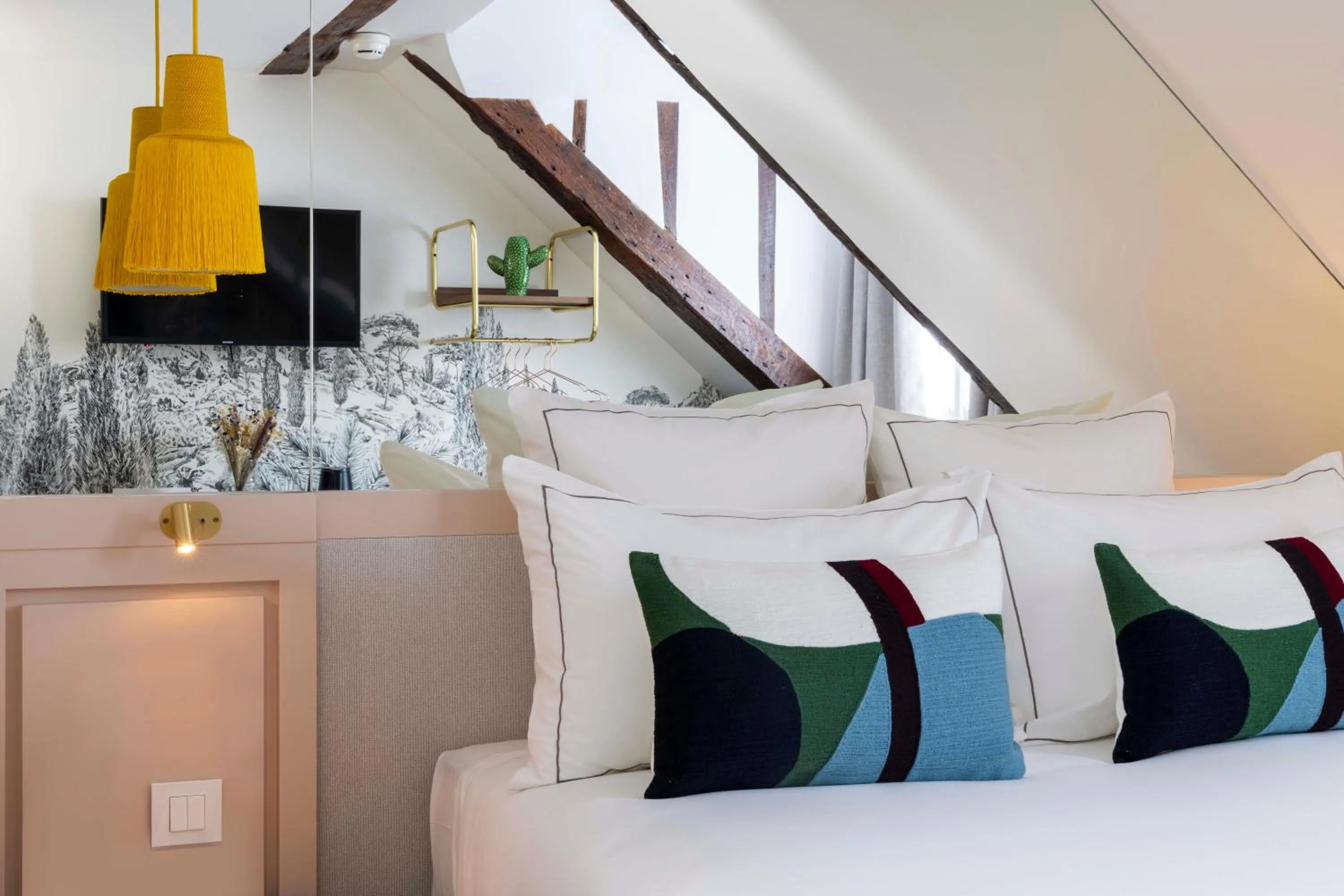 Bed in Hôtel La Canopée