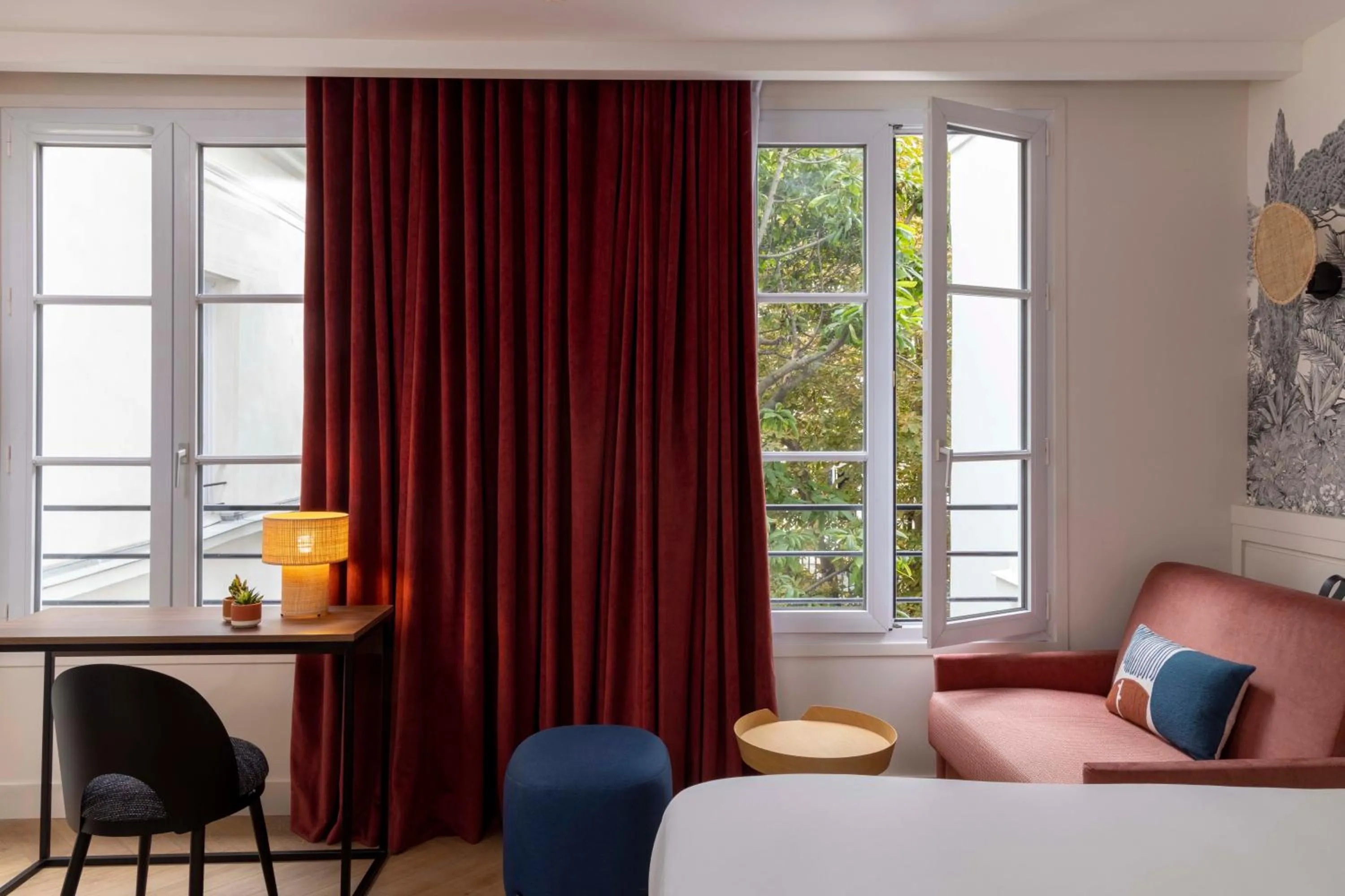 Bedroom, Bed in Hôtel La Canopée