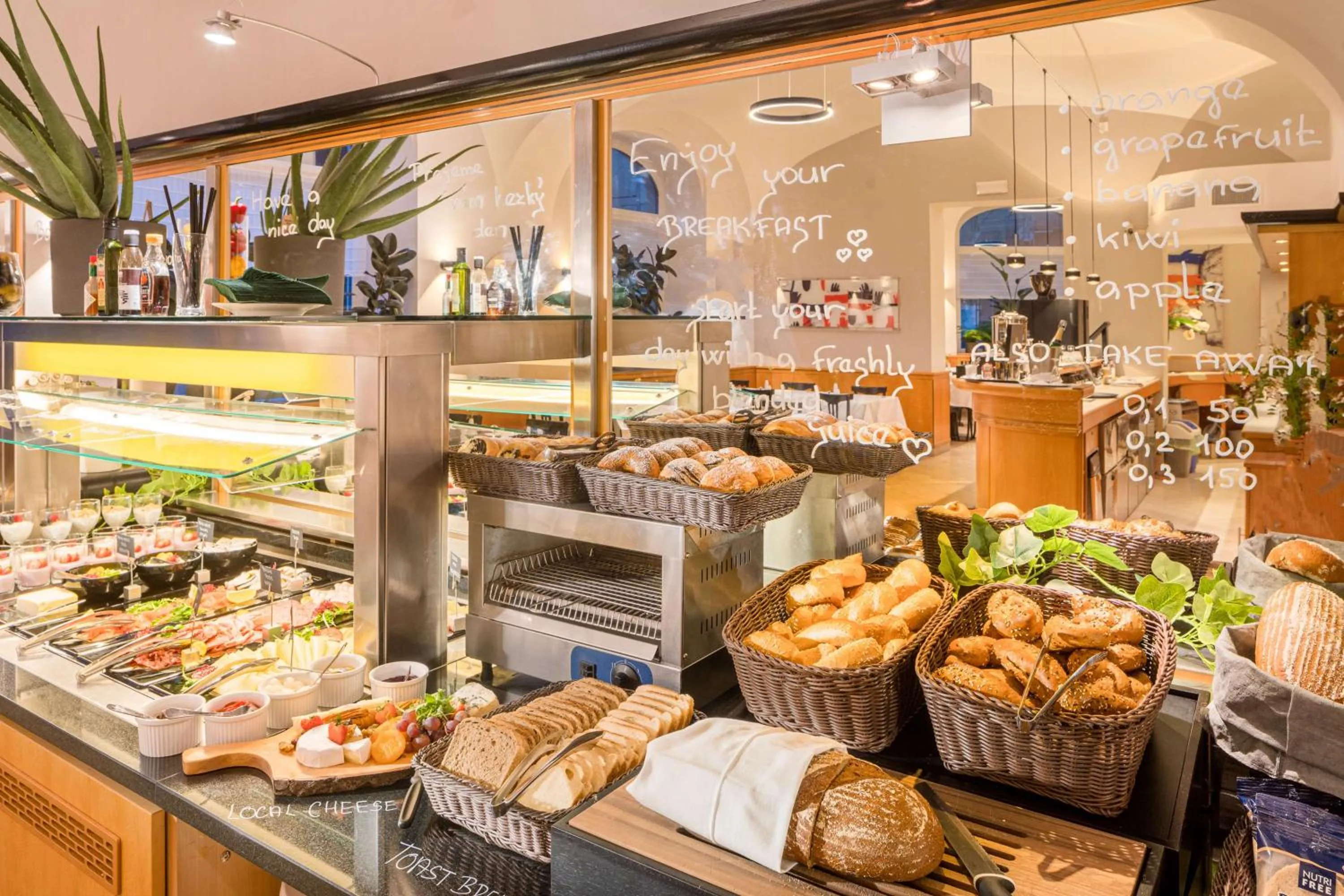 Breakfast in Best Western Hotel Moran