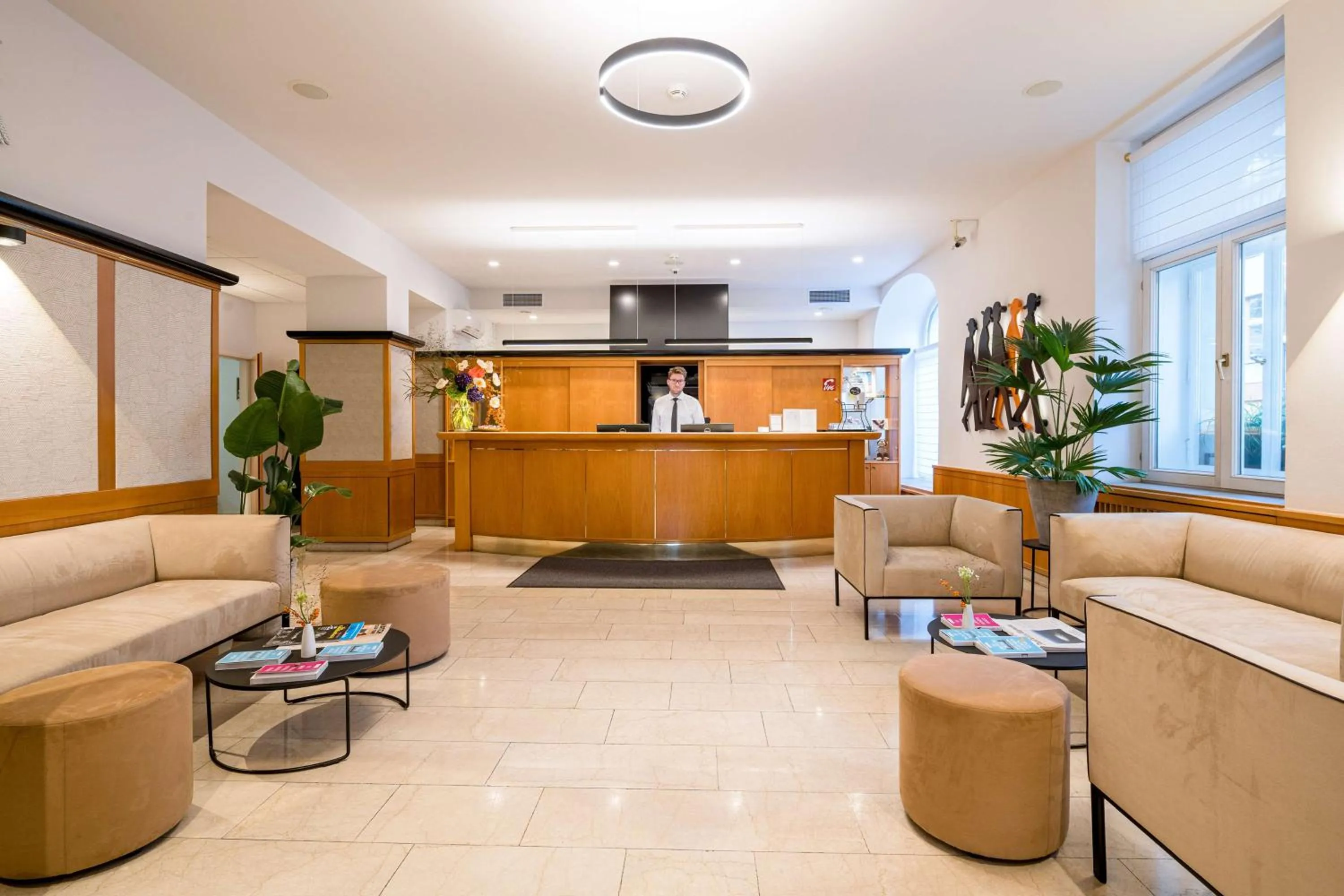 Lobby or reception in Best Western Hotel Moran