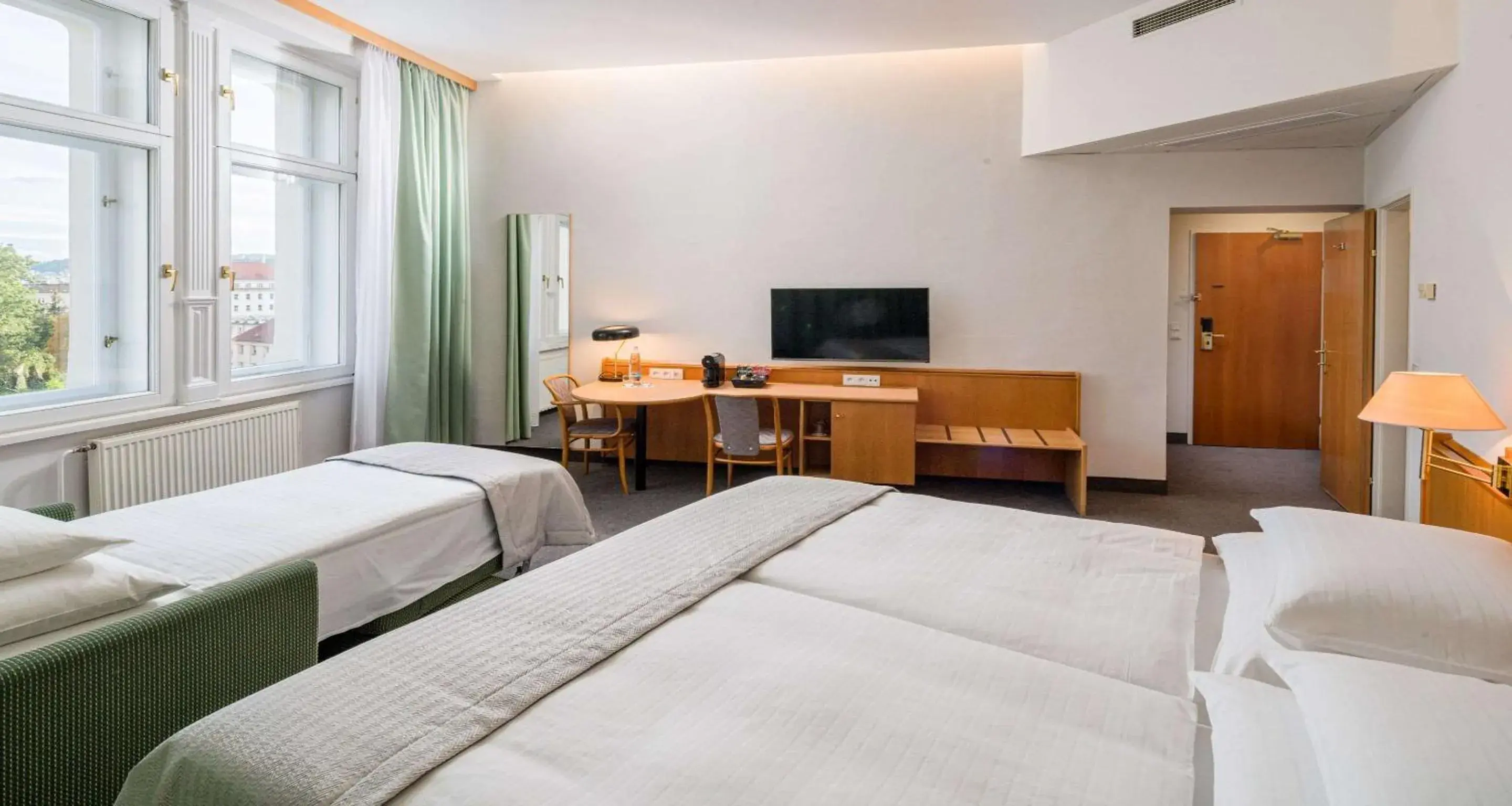 Bedroom, Bed in Best Western Hotel Moran Bedroom, Bed in Best Western Hotel Moran