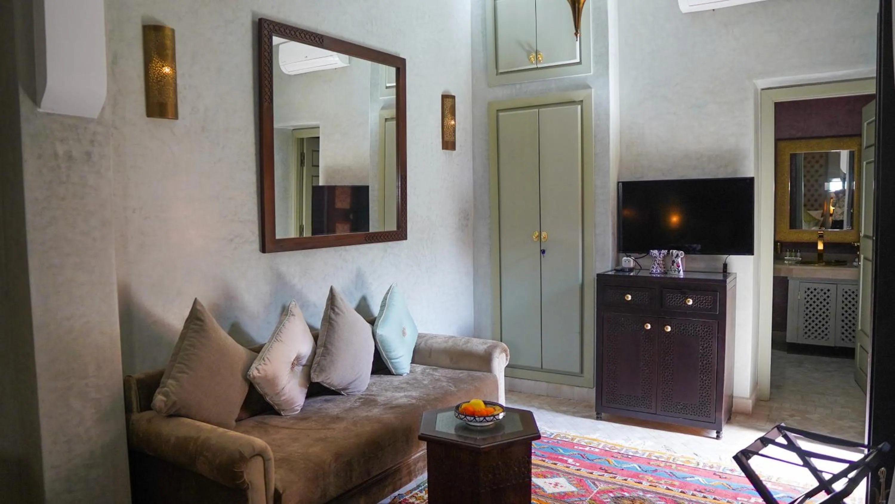 Seating area in Riad Sultan Suleiman