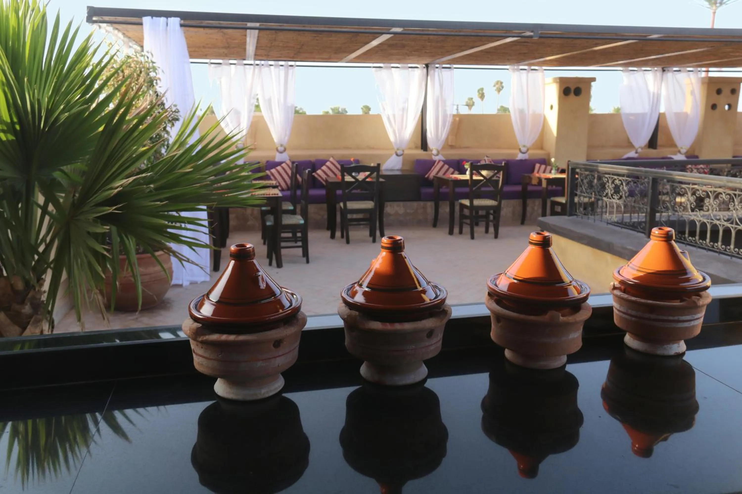 Restaurant/places to eat in Riad Sultan Suleiman