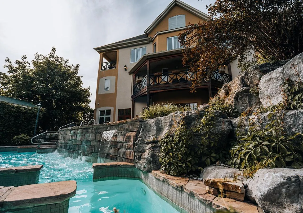 Spa and wellness centre/facilities in Hotel Chateau Bromont