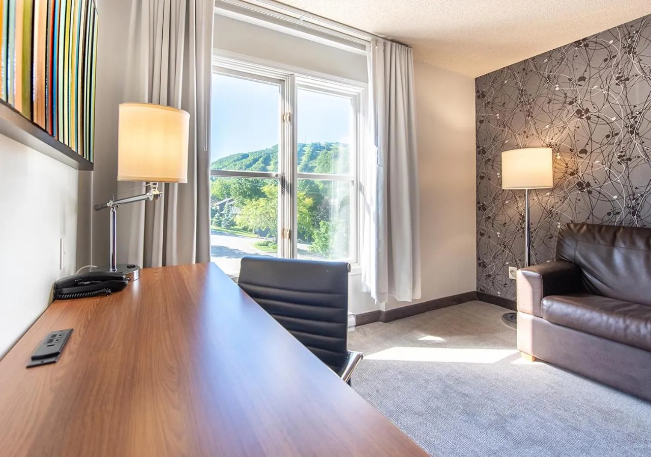 Seating area in Hotel Chateau Bromont