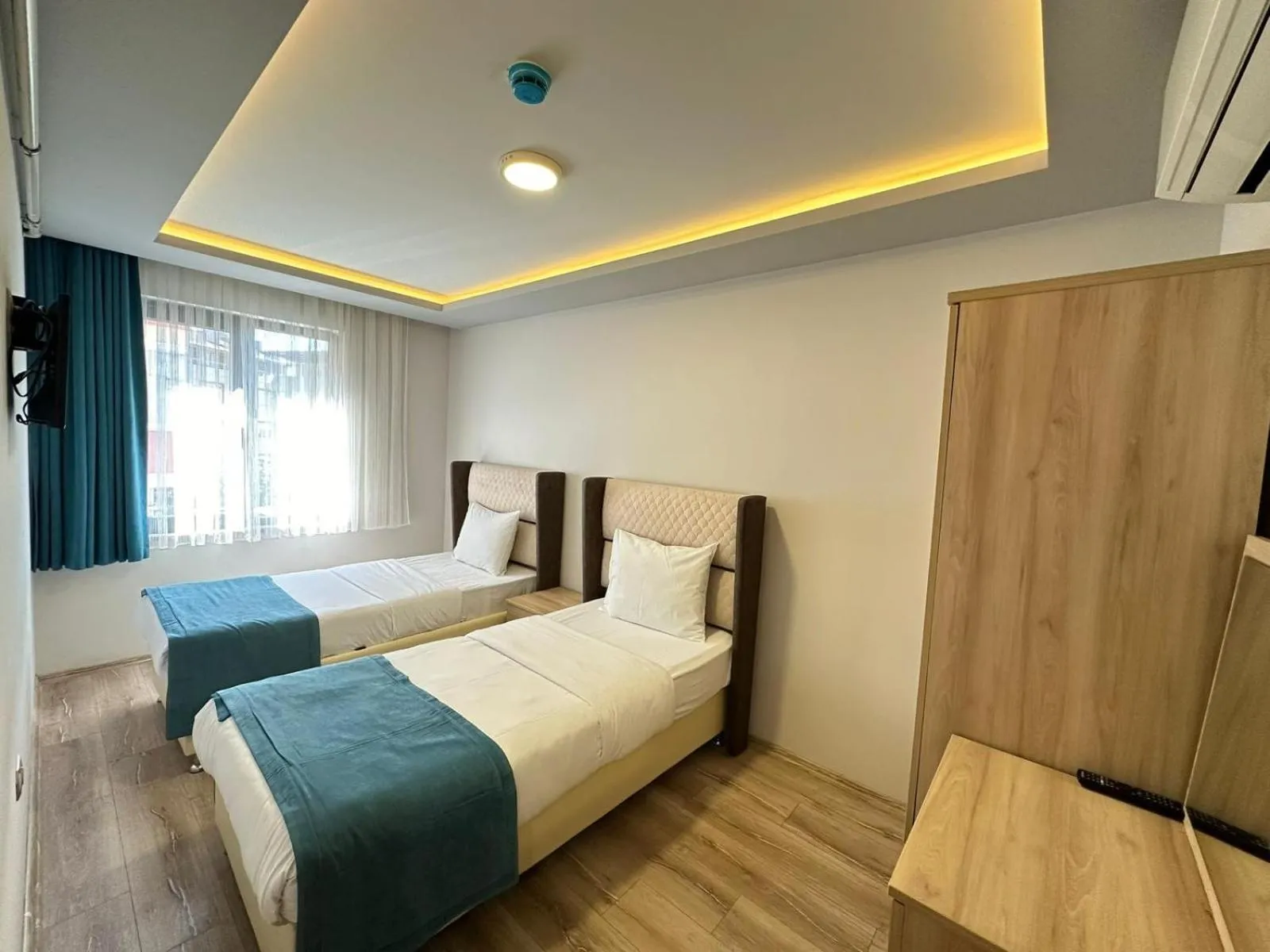 Bedroom, Bed in Trabzon Gloria Suite Hotel