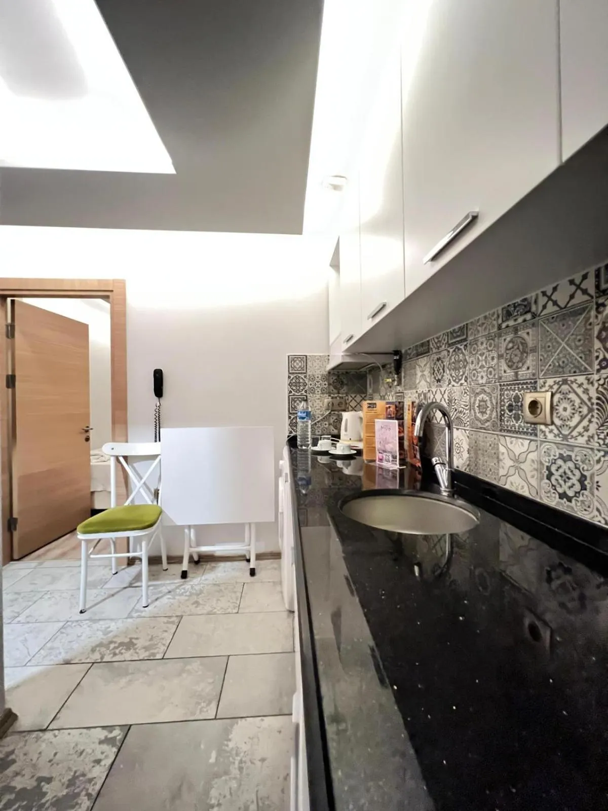 Kitchen or kitchenette in Trabzon Gloria Suite Hotel