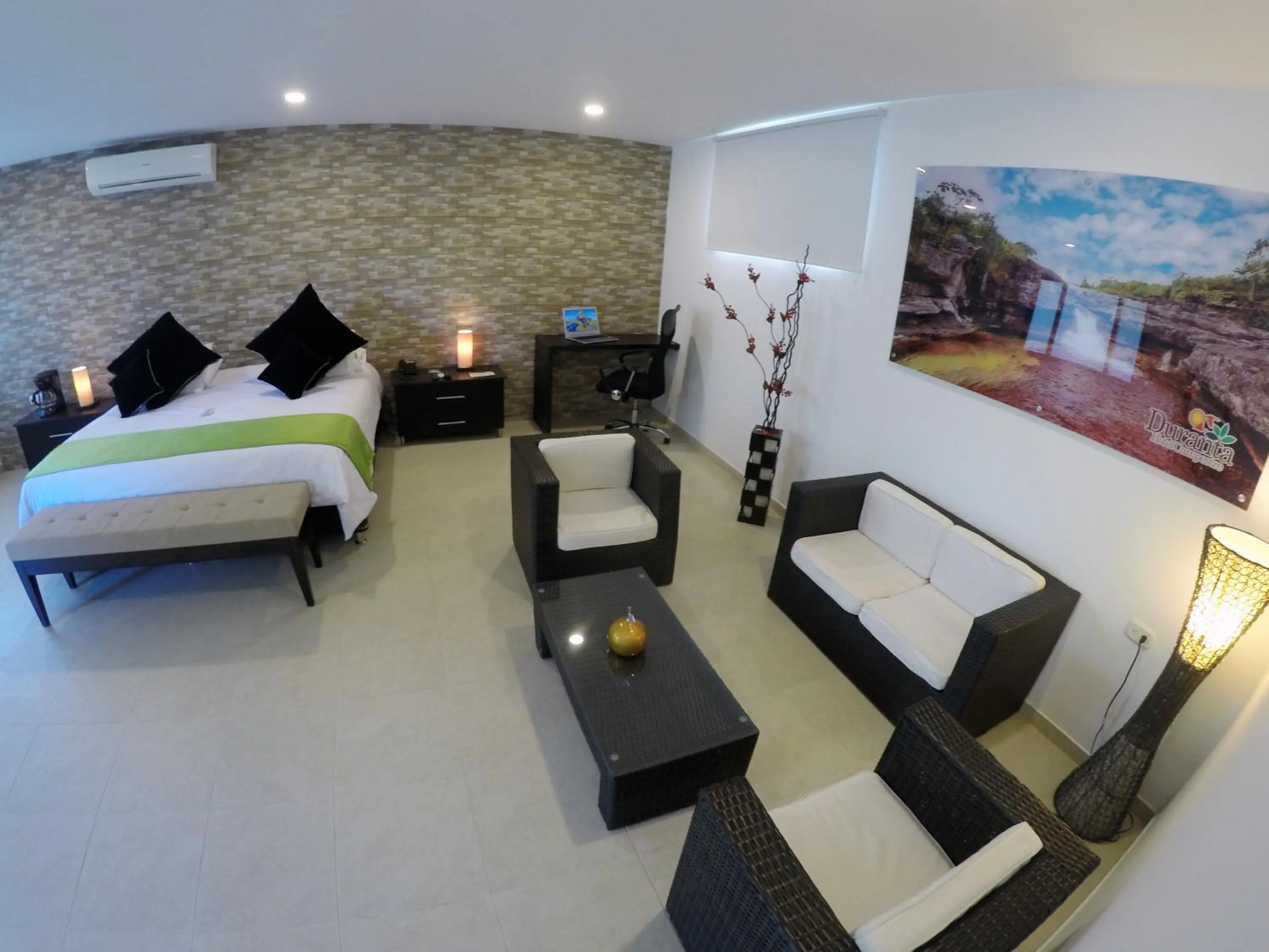 Junior Suite with Hot Tub in Hotel Boutique Duranta