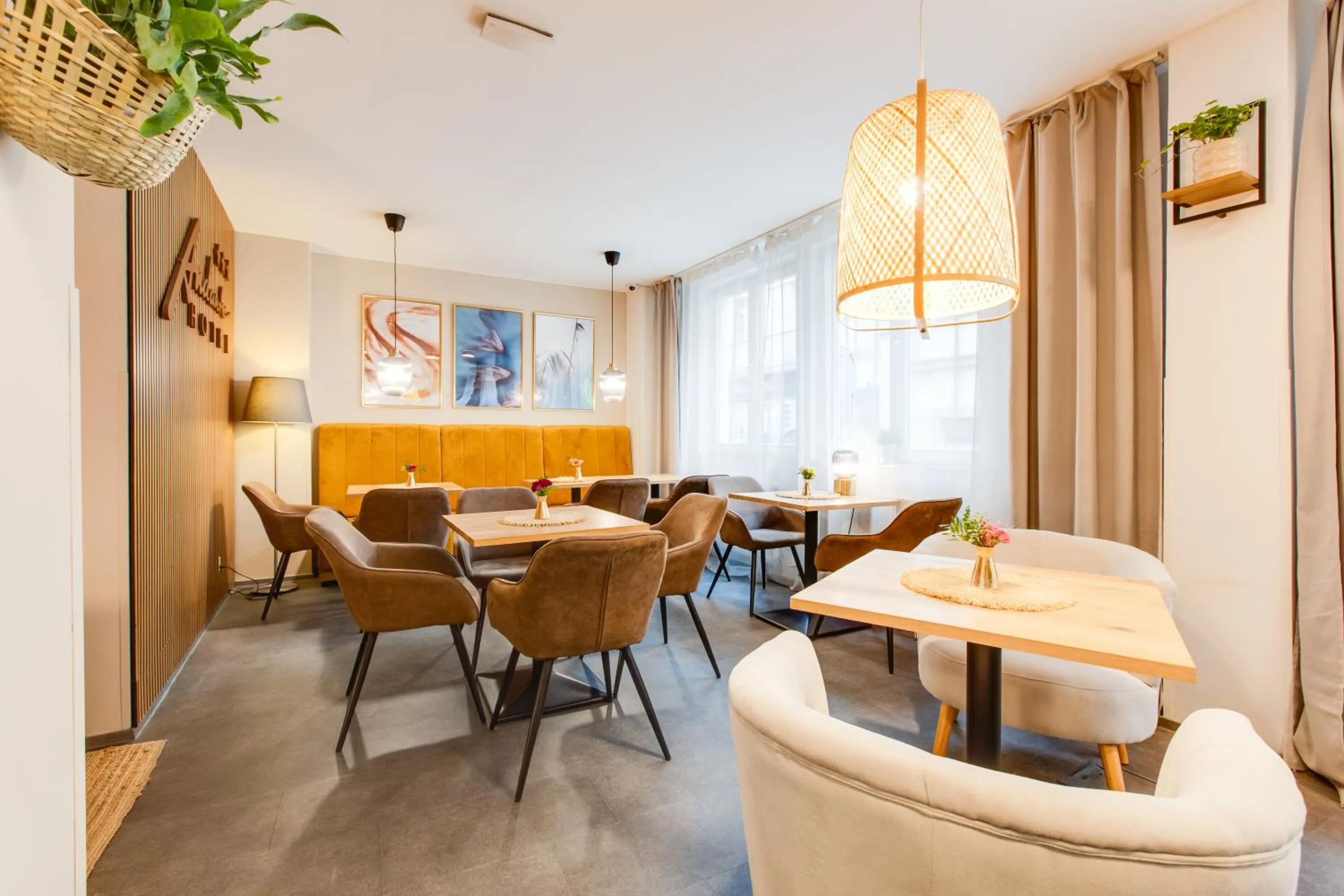 Seating area in Hotel Andante