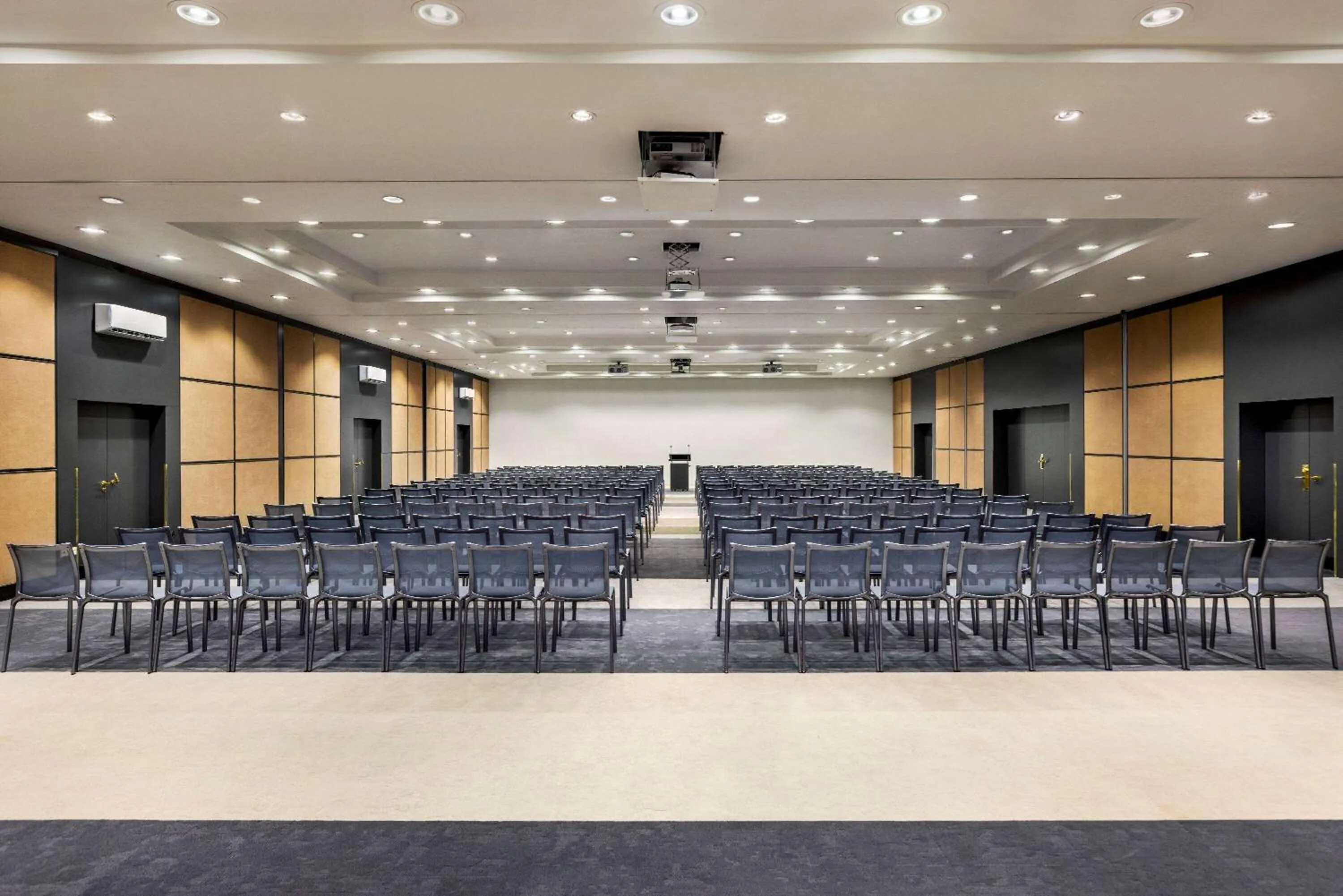 Meeting/conference room in Vienna House by Wyndham Diplomat Prague