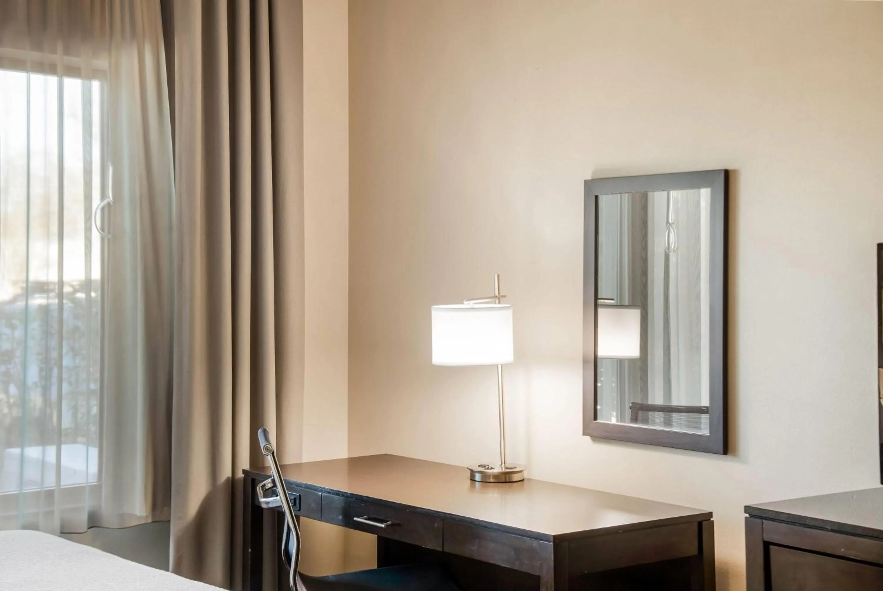 Bed in Wingate Slidell New Orleans