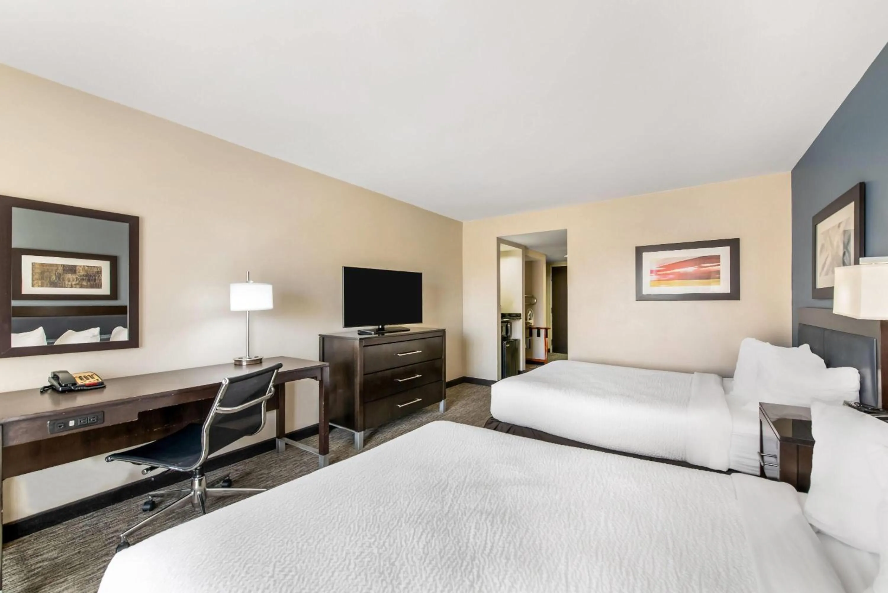 Bed in Wingate Slidell New Orleans