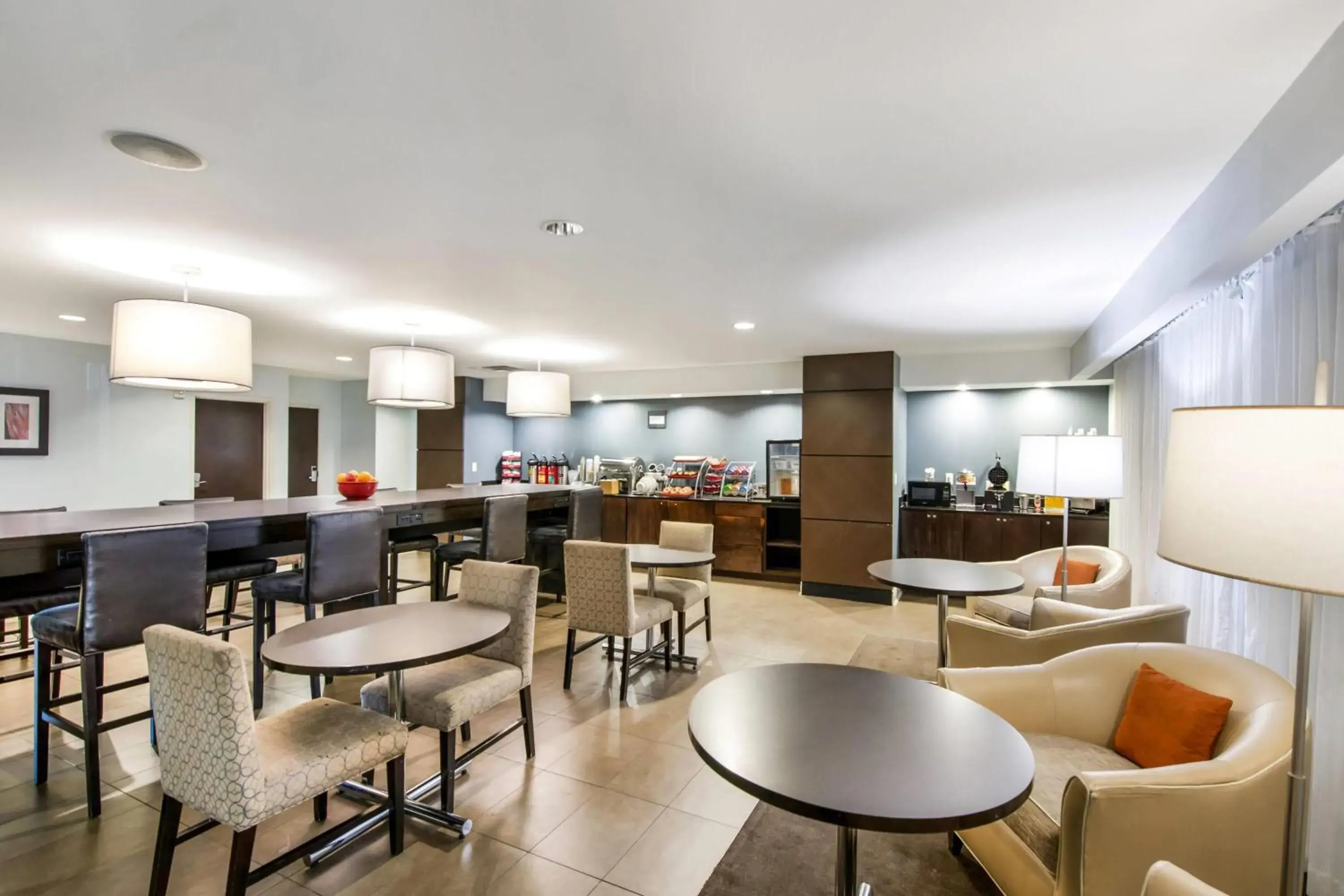 Restaurant/places to eat in Wingate Slidell New Orleans Restaurant/places to eat in Wingate Slidell New Orleans