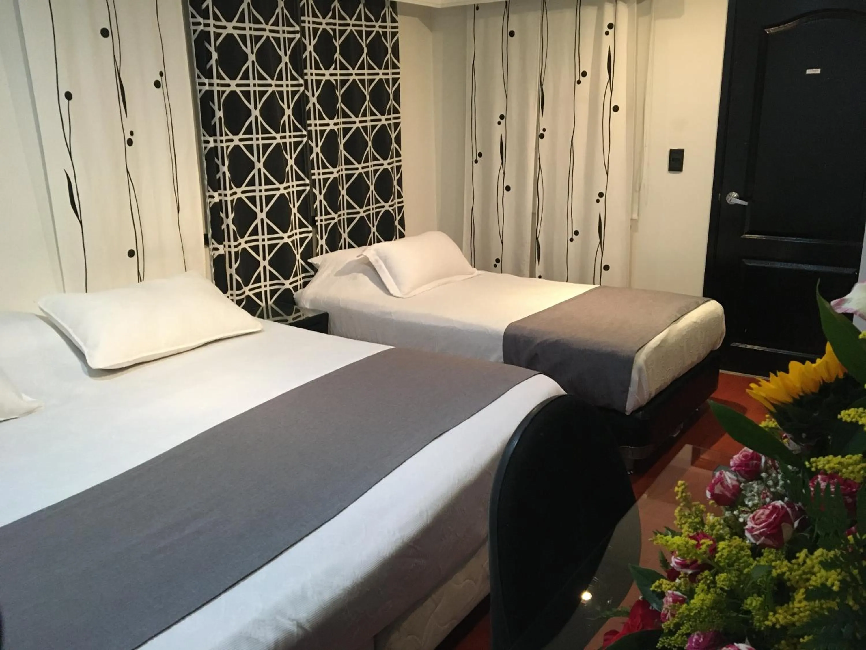 Bed in Hotel Ejecutivo Embajada