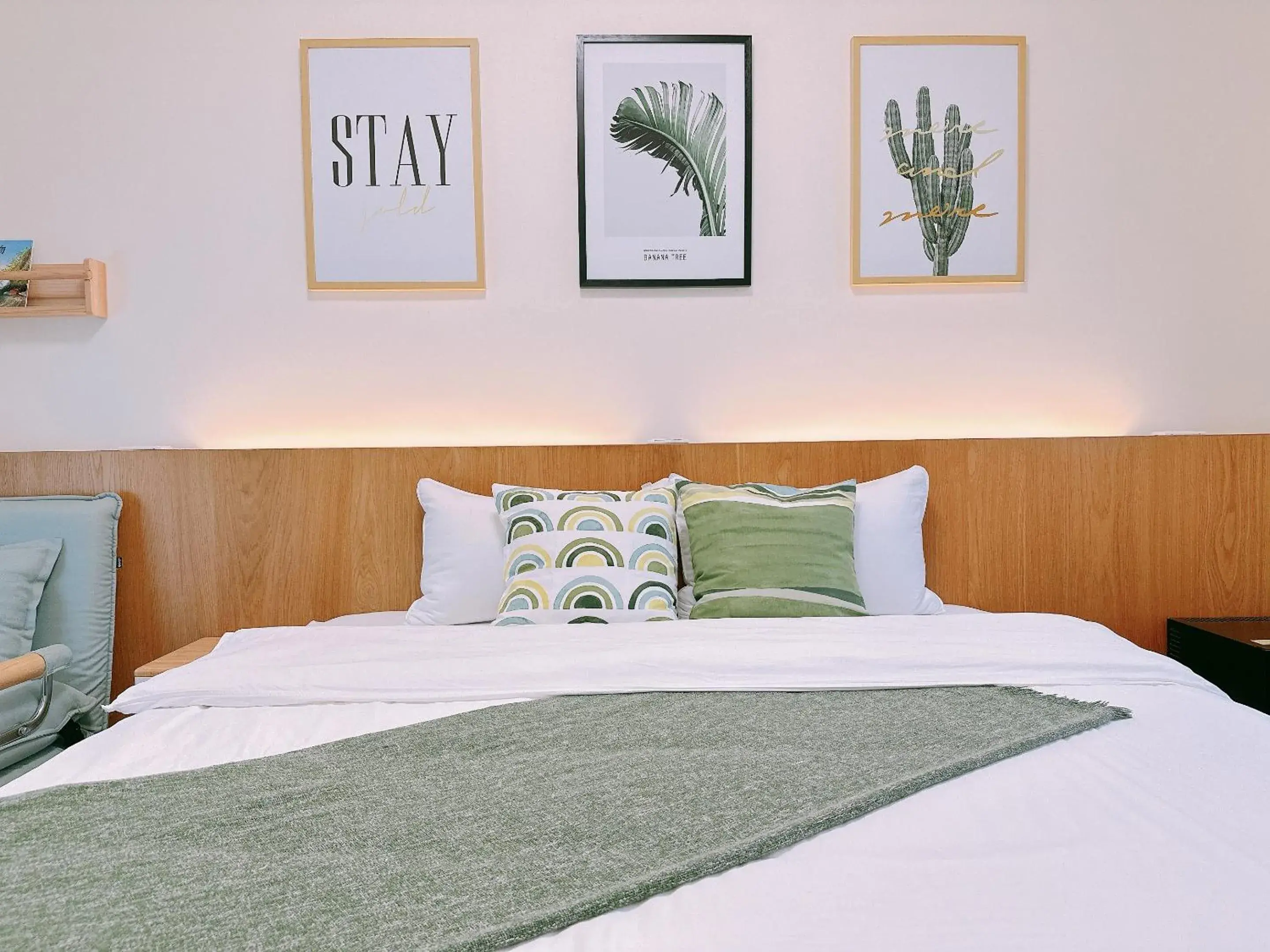 Double Room with Mountain View in Gardenstay Double Room with Mountain View in Gardenstay