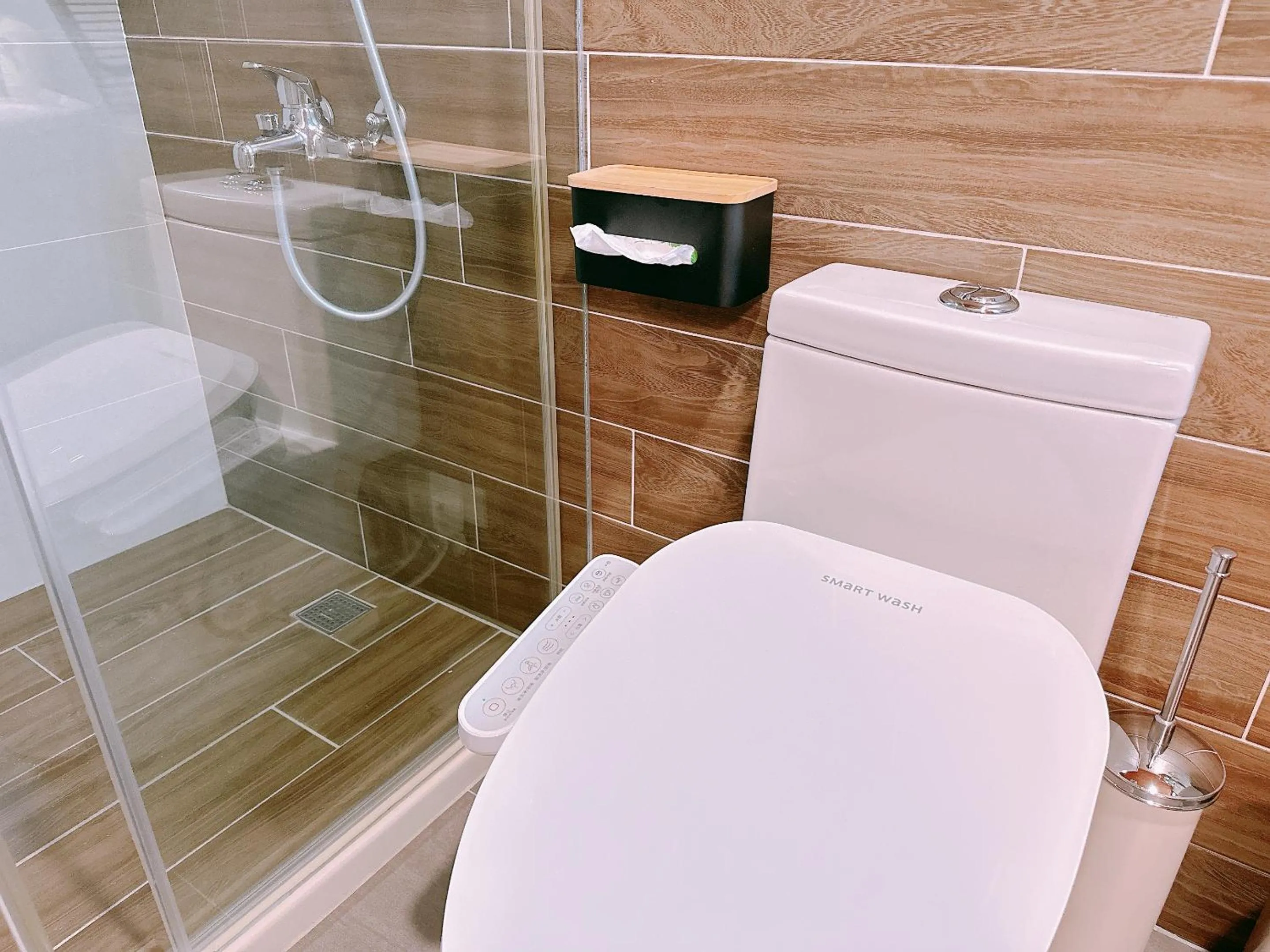Bathroom in Gardenstay