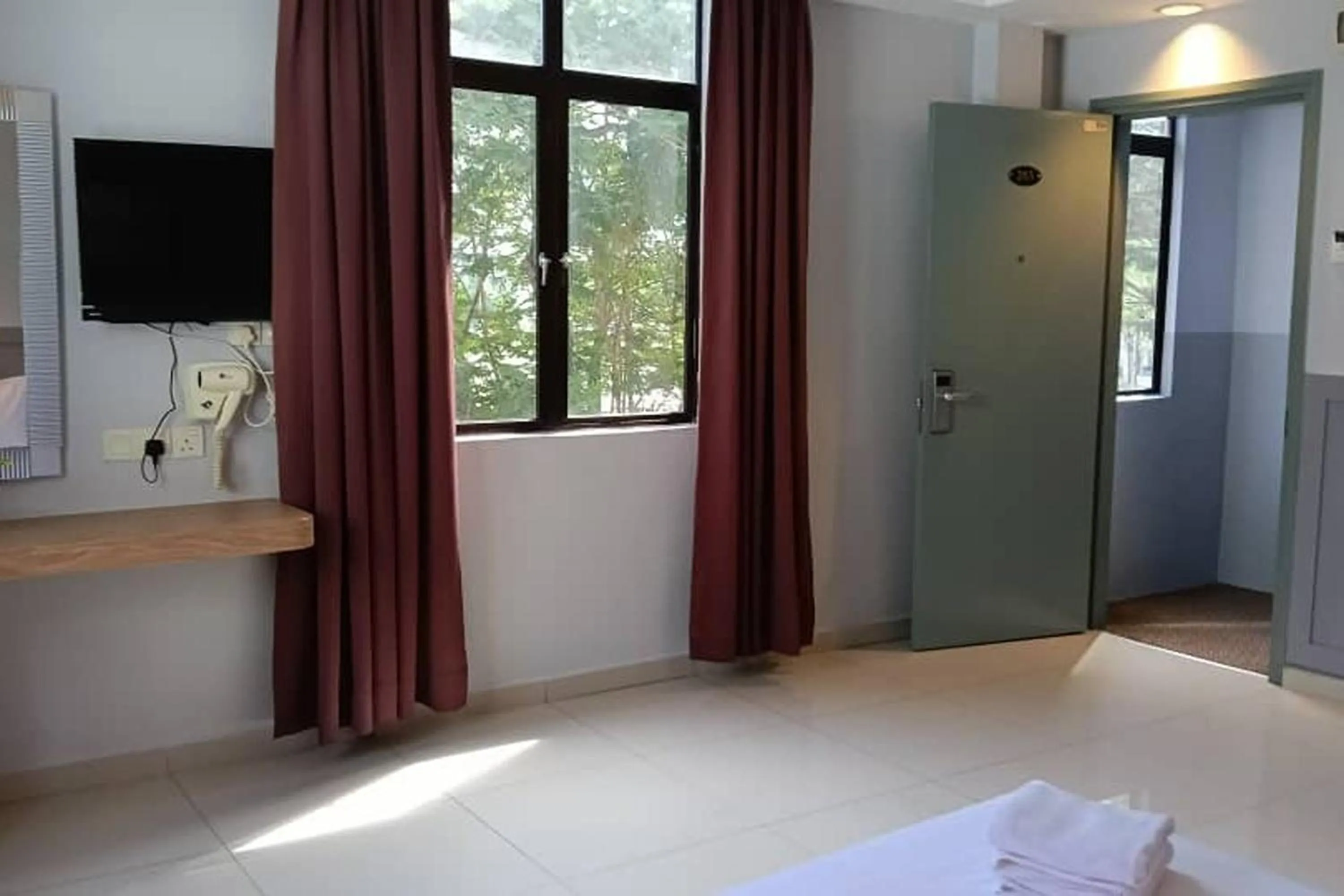 TV and multimedia, Bed in Mars Hotel