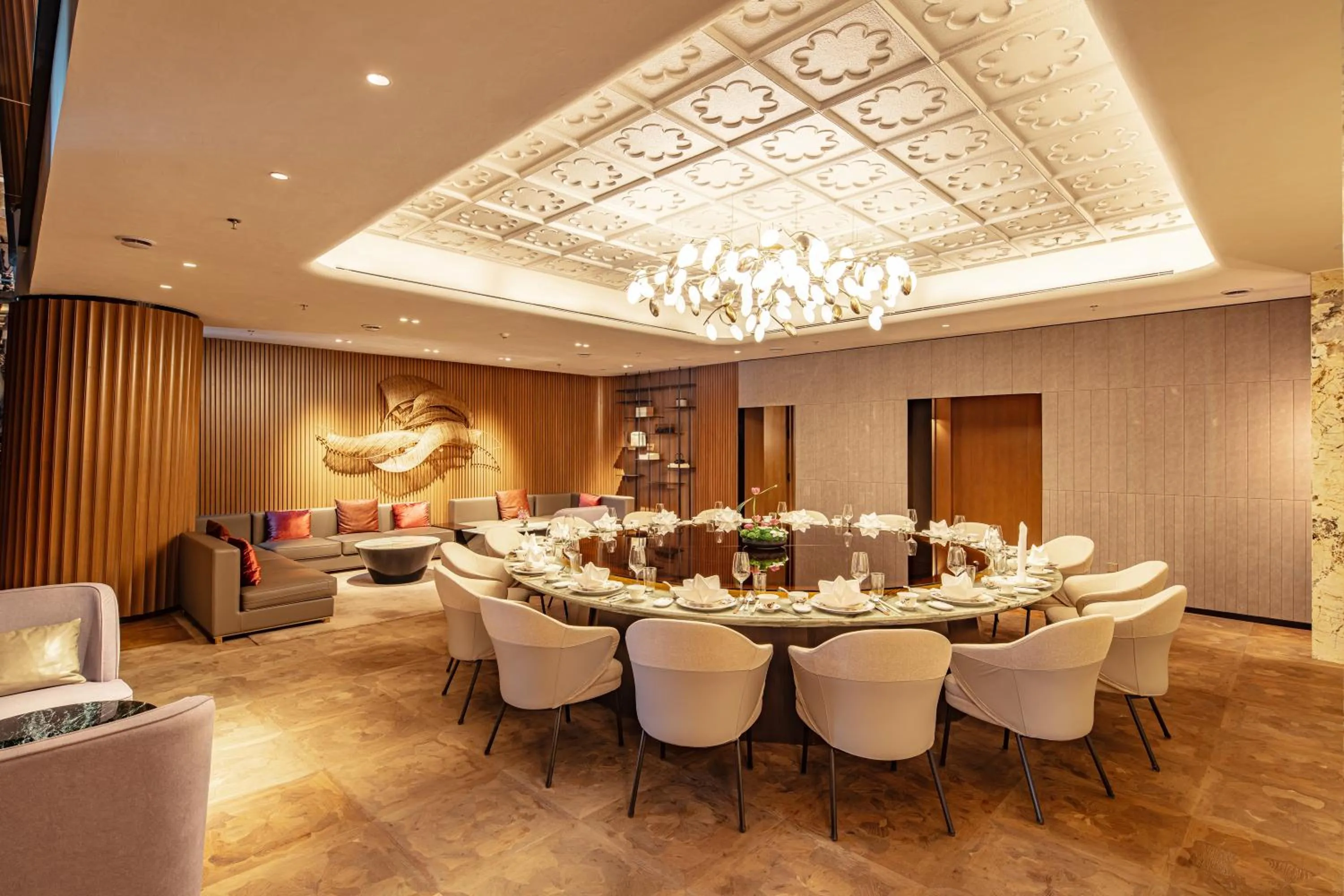 Restaurant/places to eat in Shangri-La Nanning - The tallest hotel worldwide in Shangri-La Group