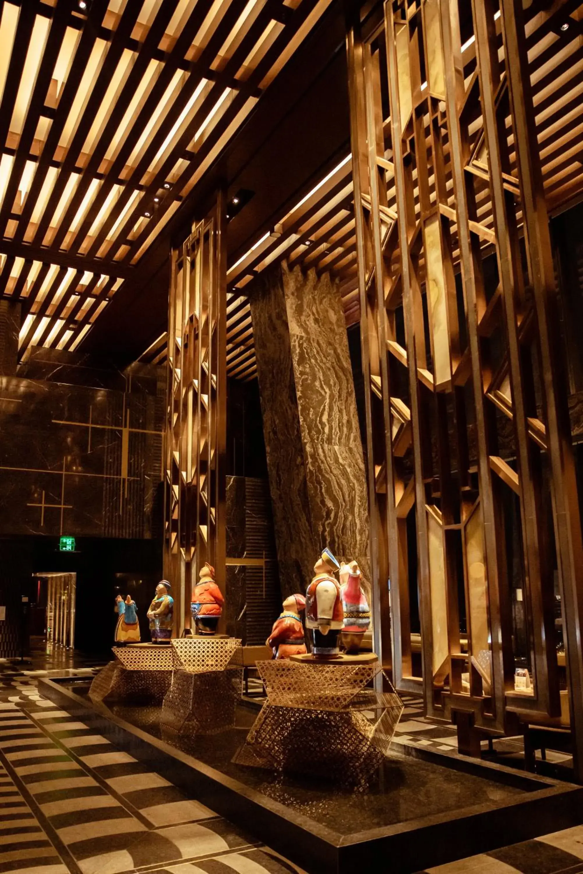 Lobby or reception in Shangri-La Nanning - The tallest hotel worldwide in Shangri-La Group Lobby or reception in Shangri-La Nanning - The tallest hotel worldwide in Shangri-La Group