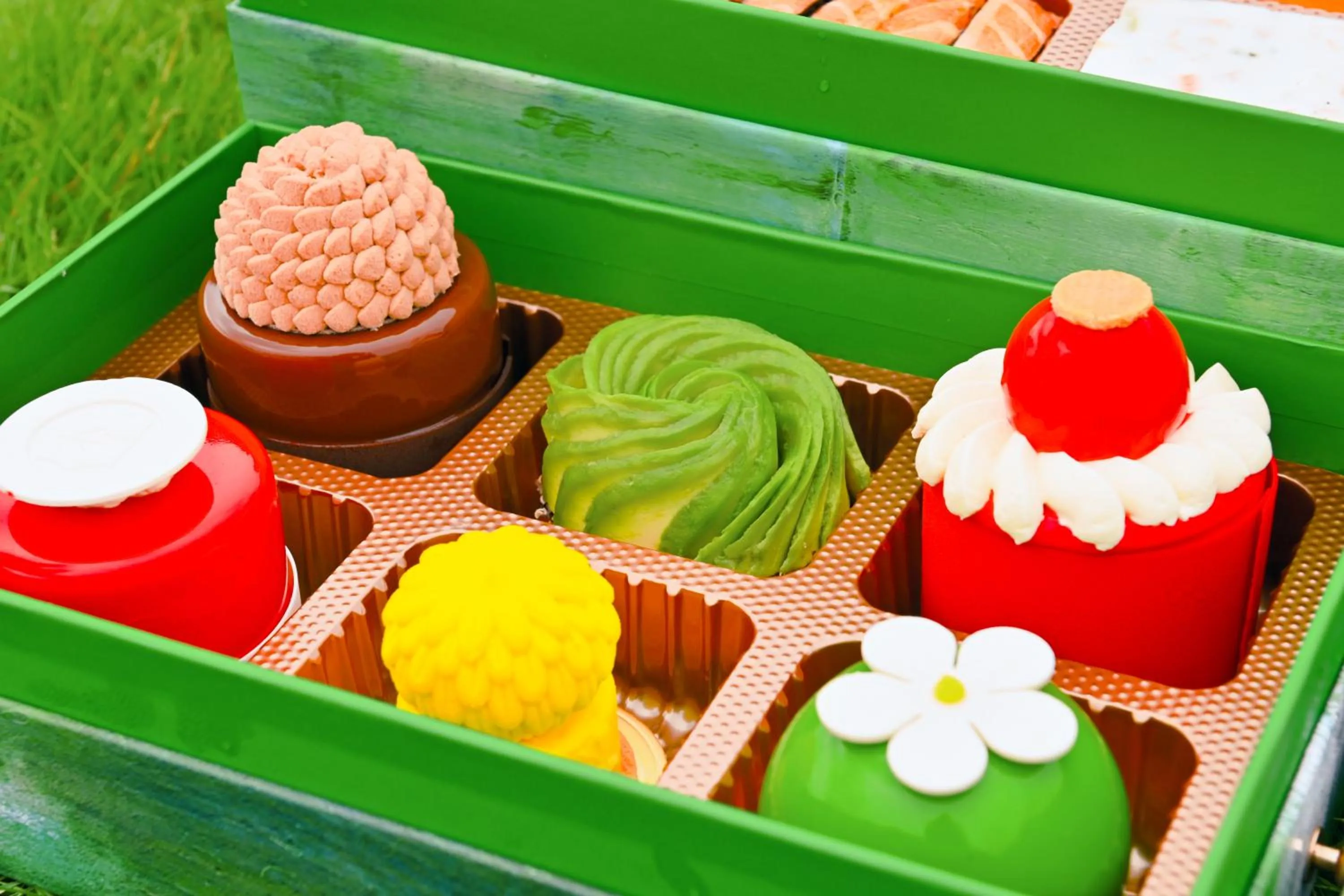 Restaurant/places to eat in Shangri-La Nanning - The tallest hotel worldwide in Shangri-La Group