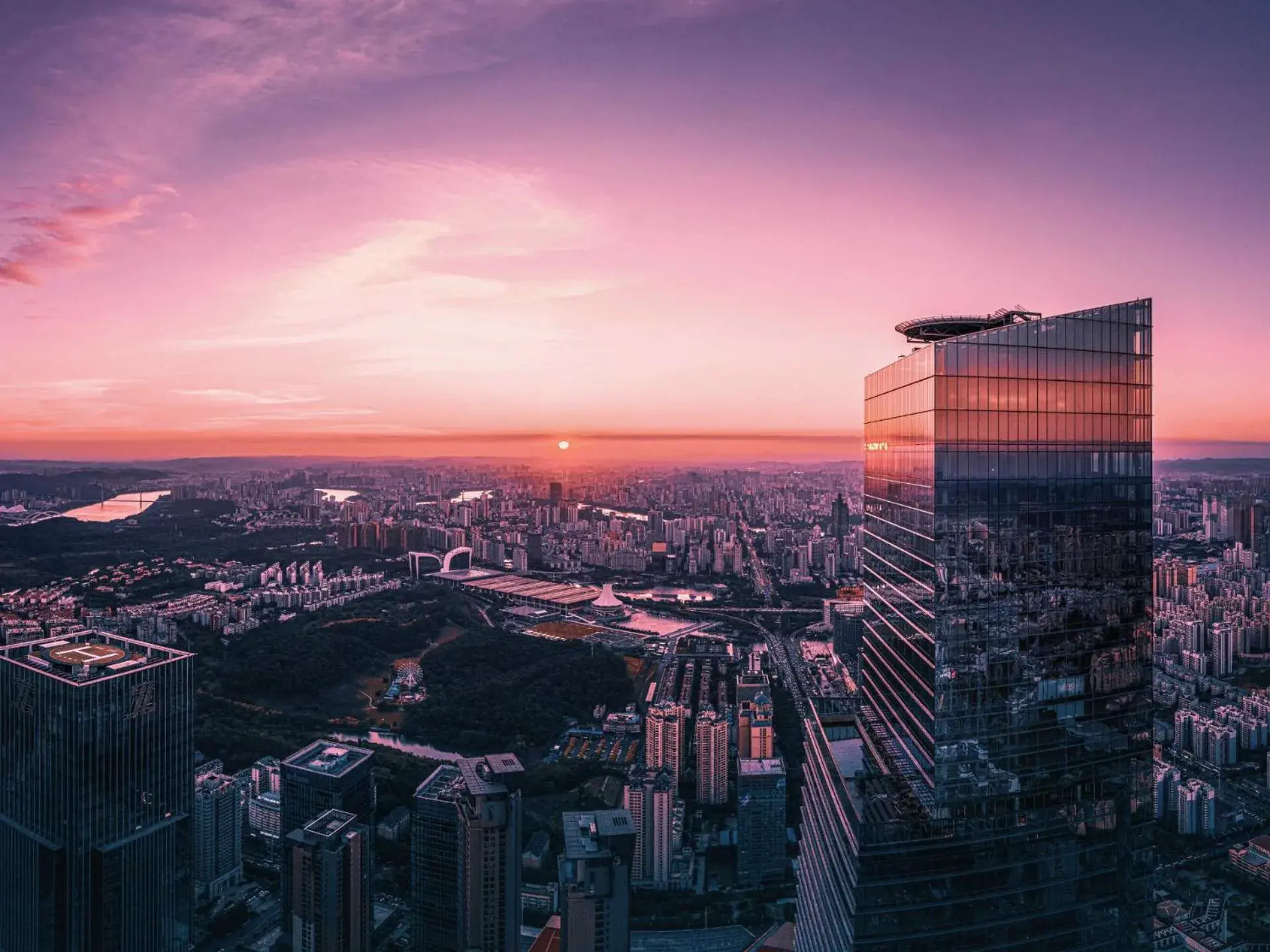Property building in Shangri-La Nanning - The tallest hotel worldwide in Shangri-La Group Property building in Shangri-La Nanning - The tallest hotel worldwide in Shangri-La Group