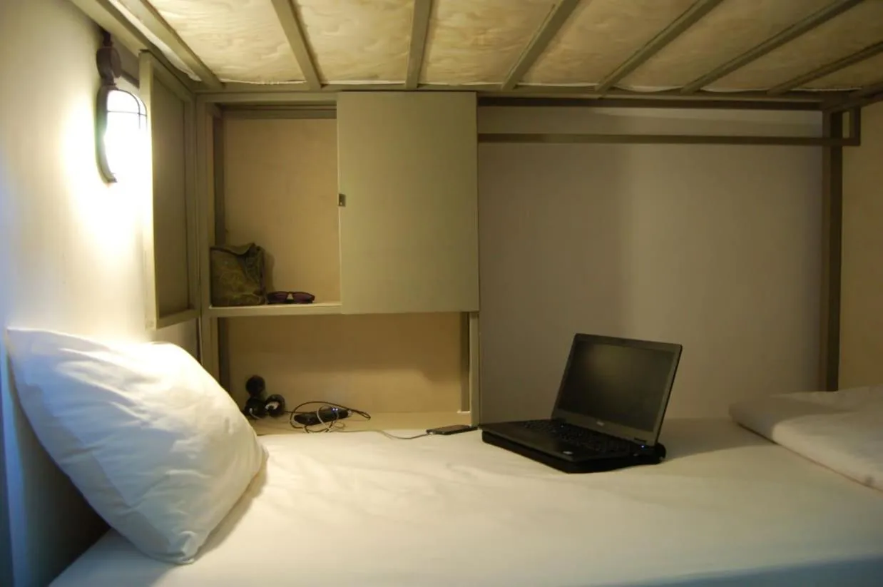 Bed in LoTide Surf Camps Lombok