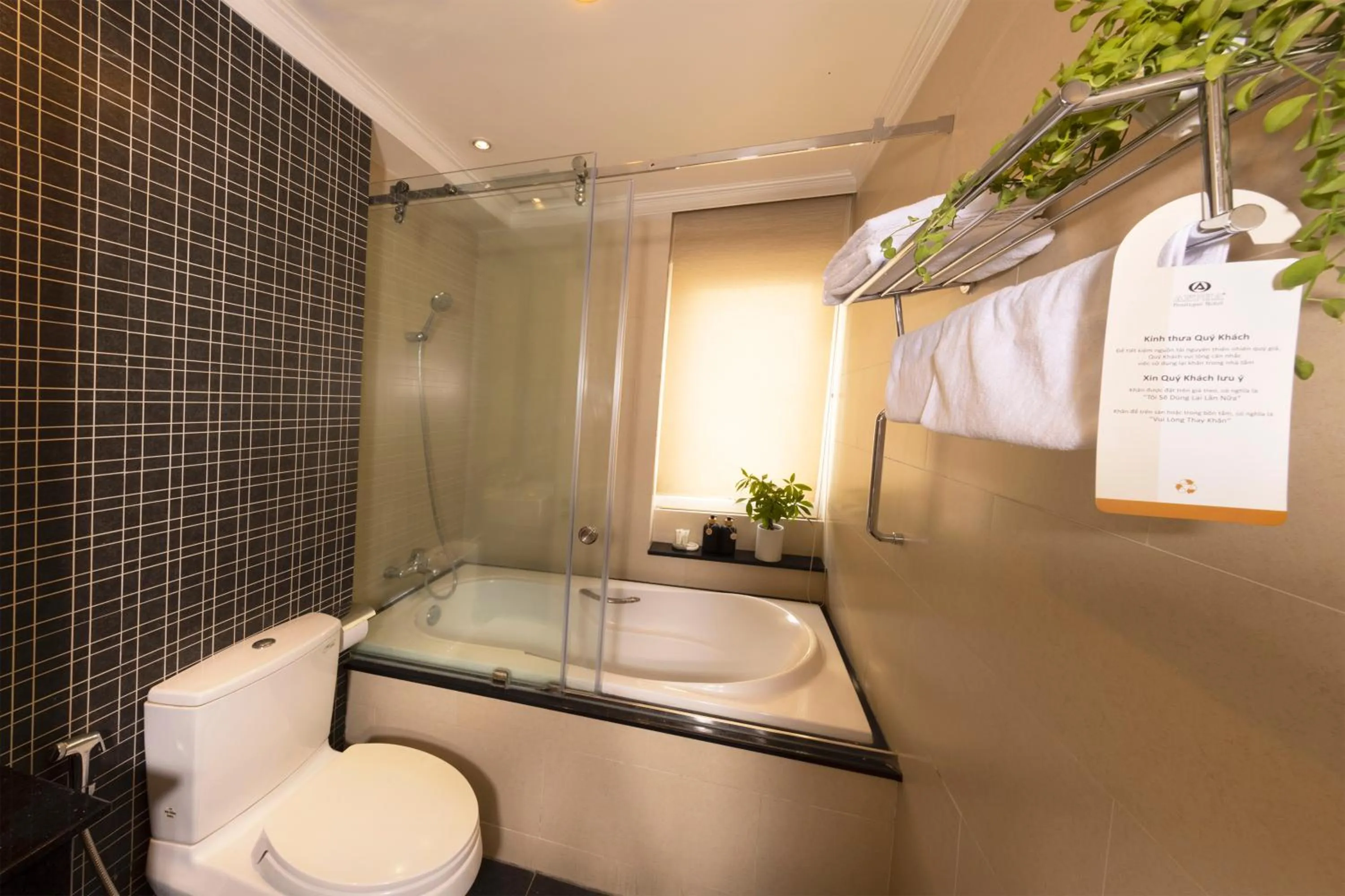 Bathroom in Anpha Boutique Hotel