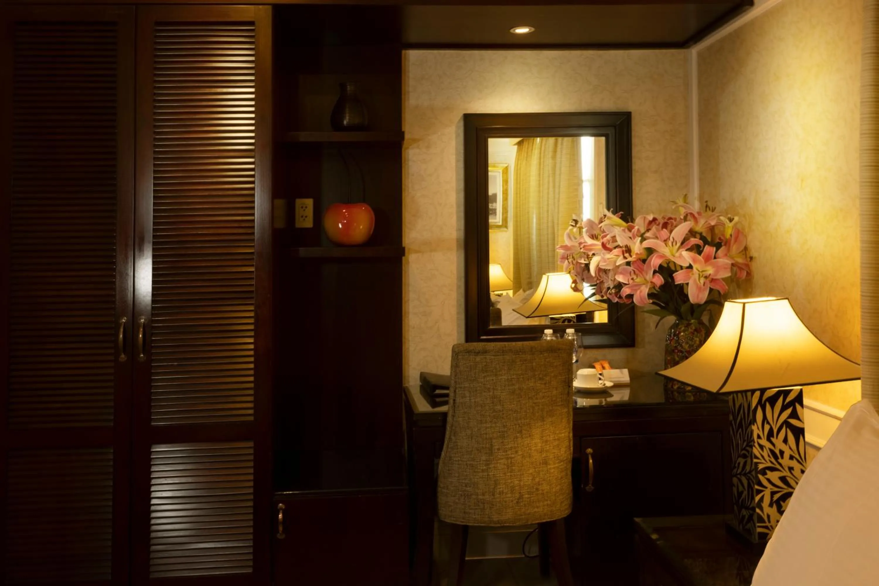 Area and facilities in Anpha Boutique Hotel