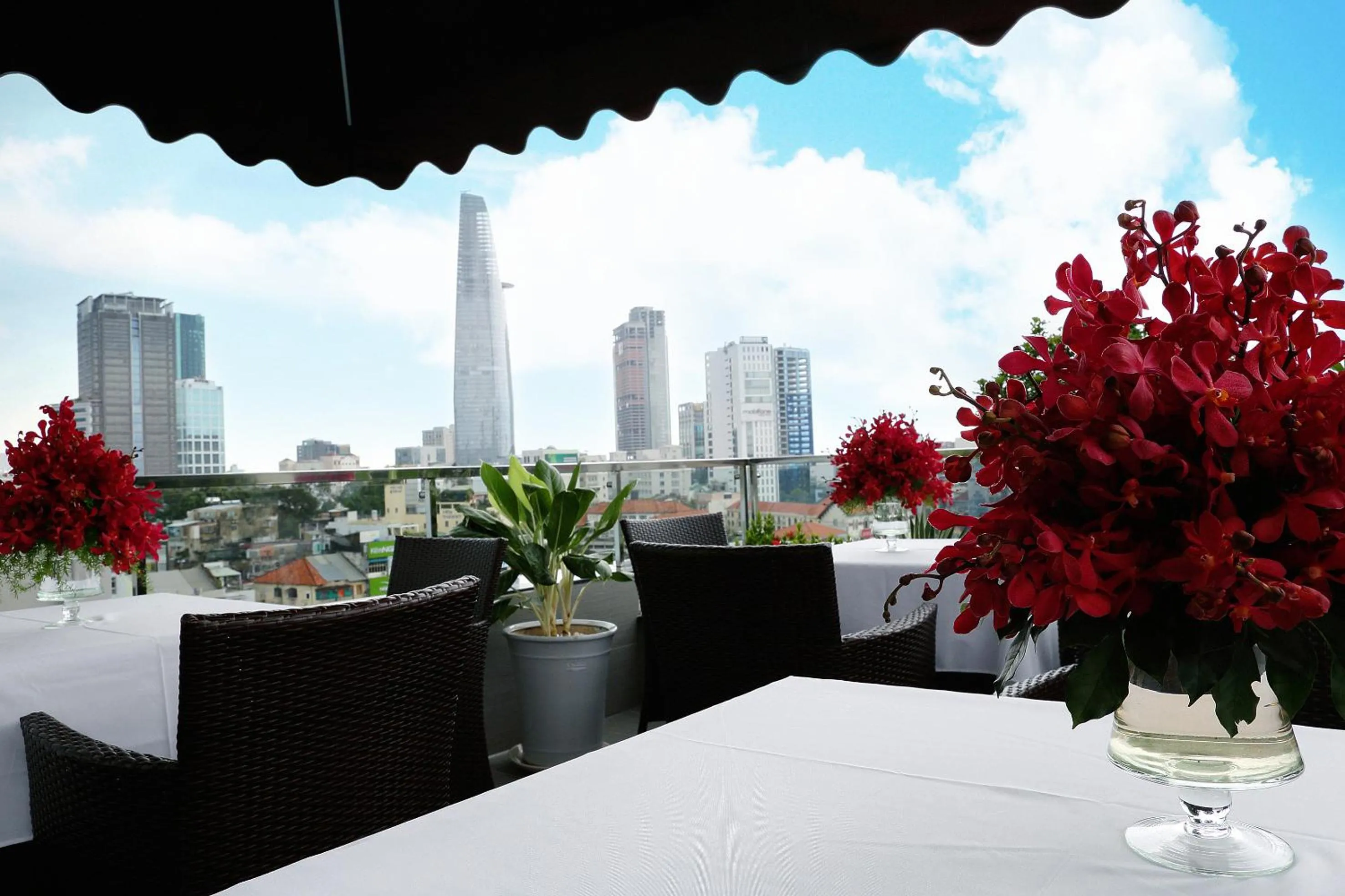 Restaurant/places to eat in Anpha Boutique Hotel