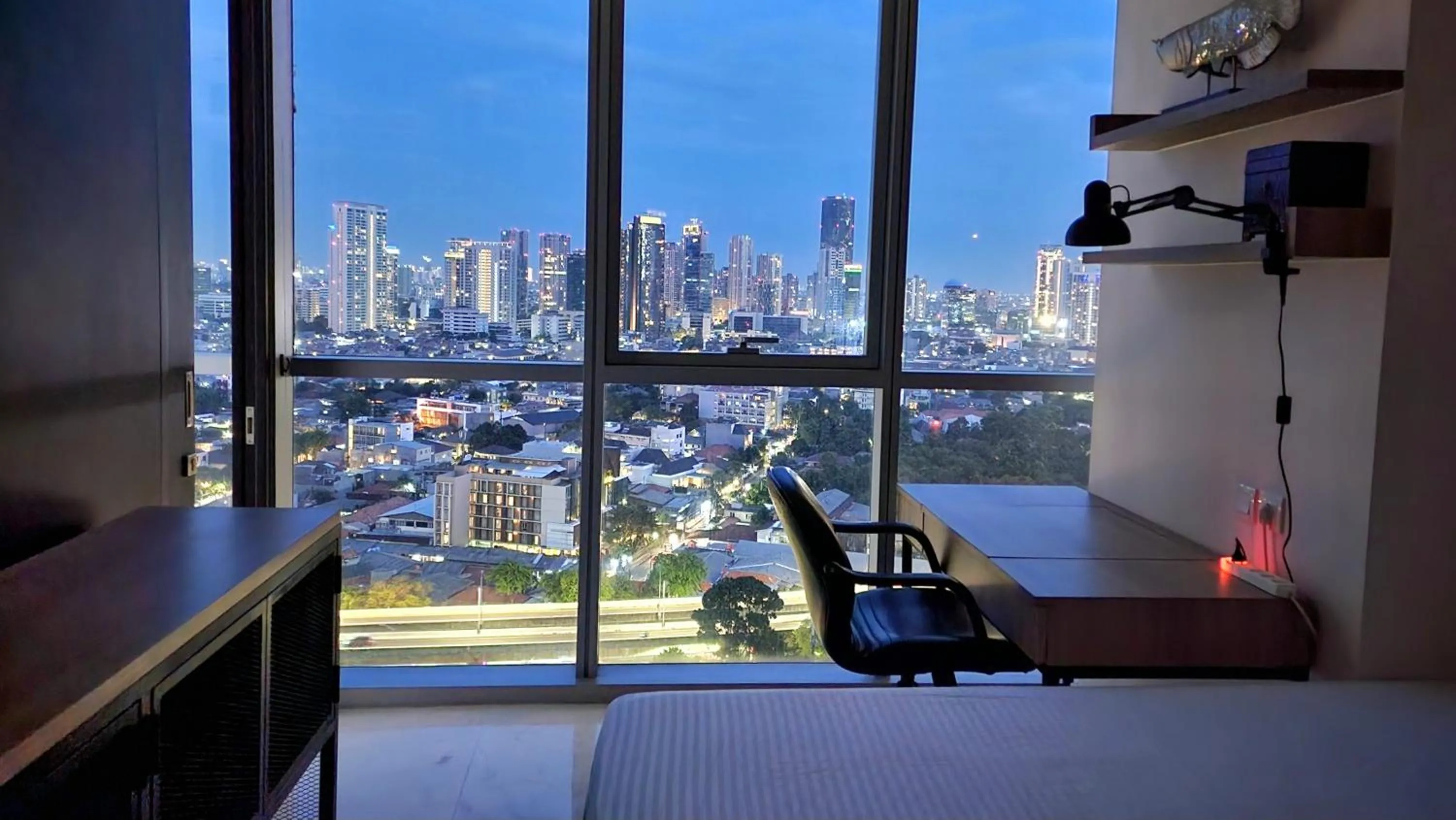 Unforgettable Nights next to Ascott Sudirman -Min Stay 3 nights-