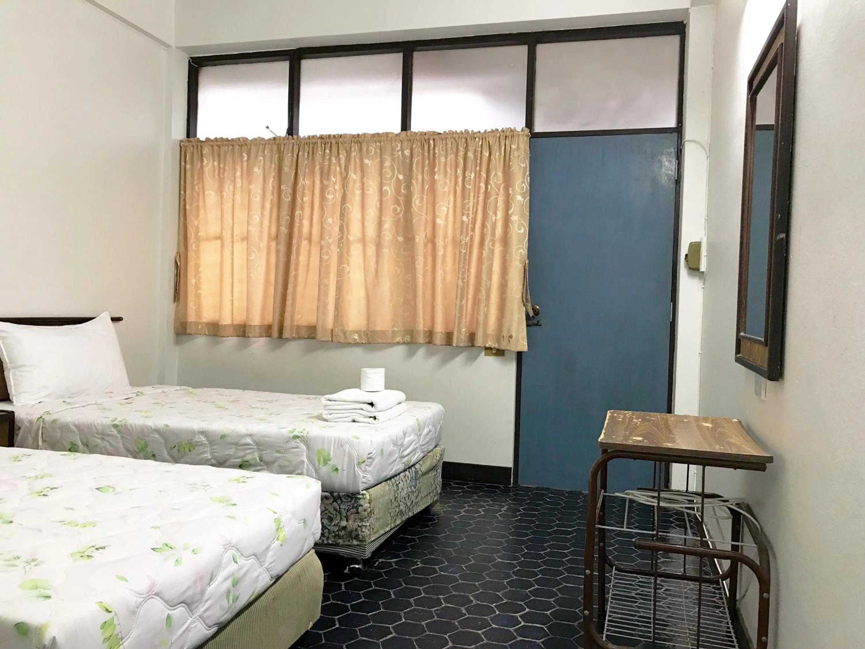 Bedroom, Bed in Chomdoi House Hotel