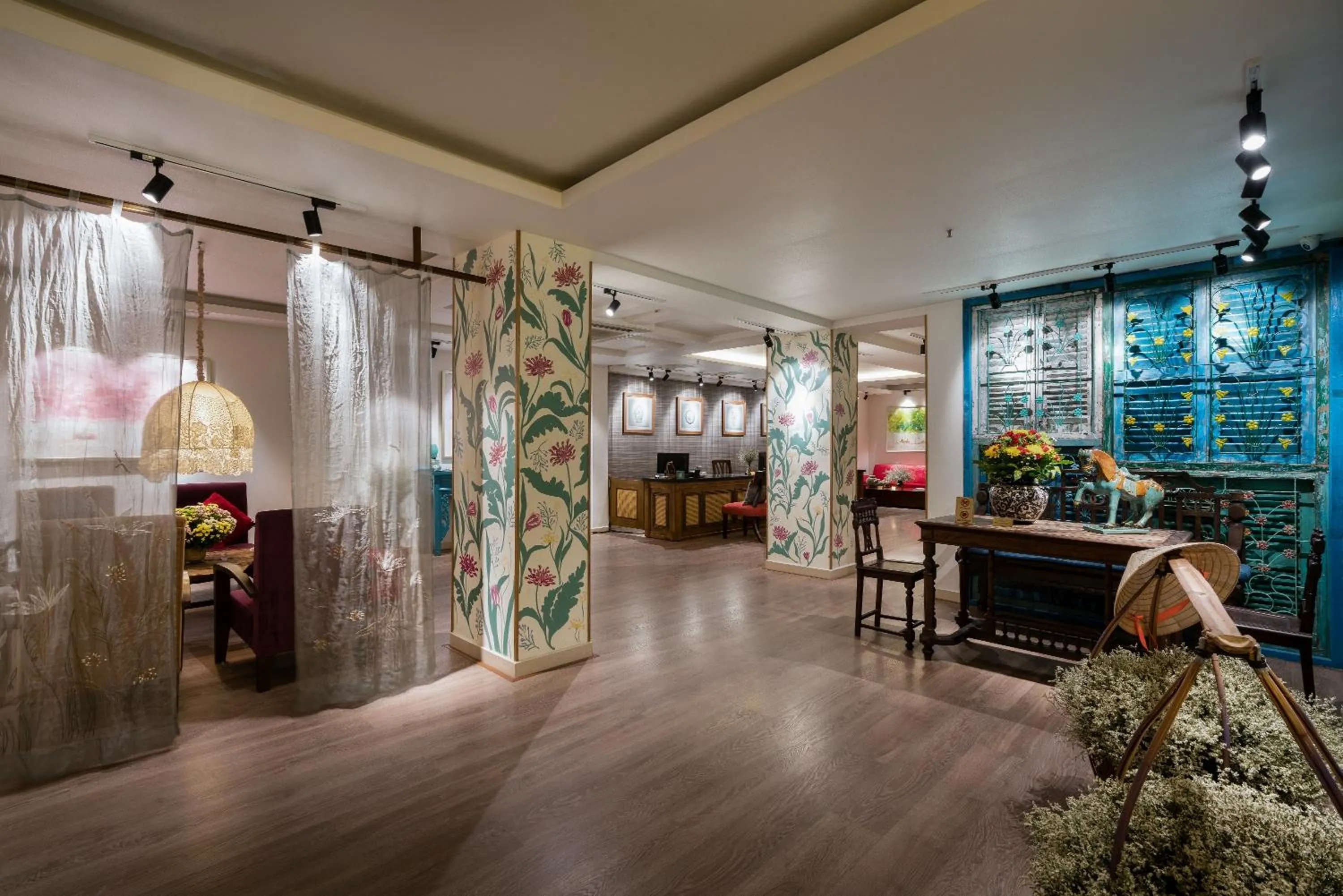 Lobby or reception in Asian Ruby Center Point Hotel & Spa