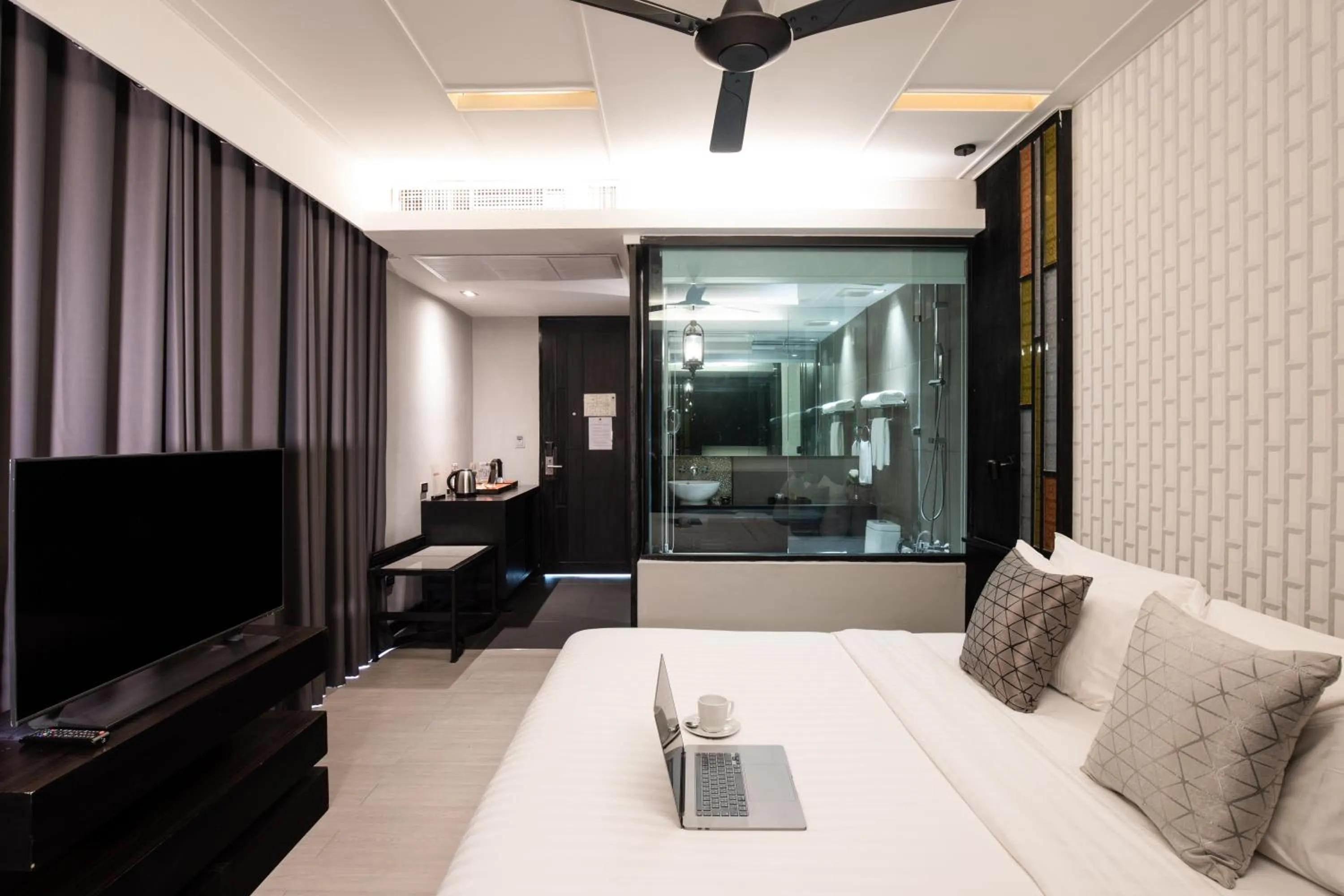 Photo of the whole room, Bed in De Chai Oriental Nimman - SHA Plus