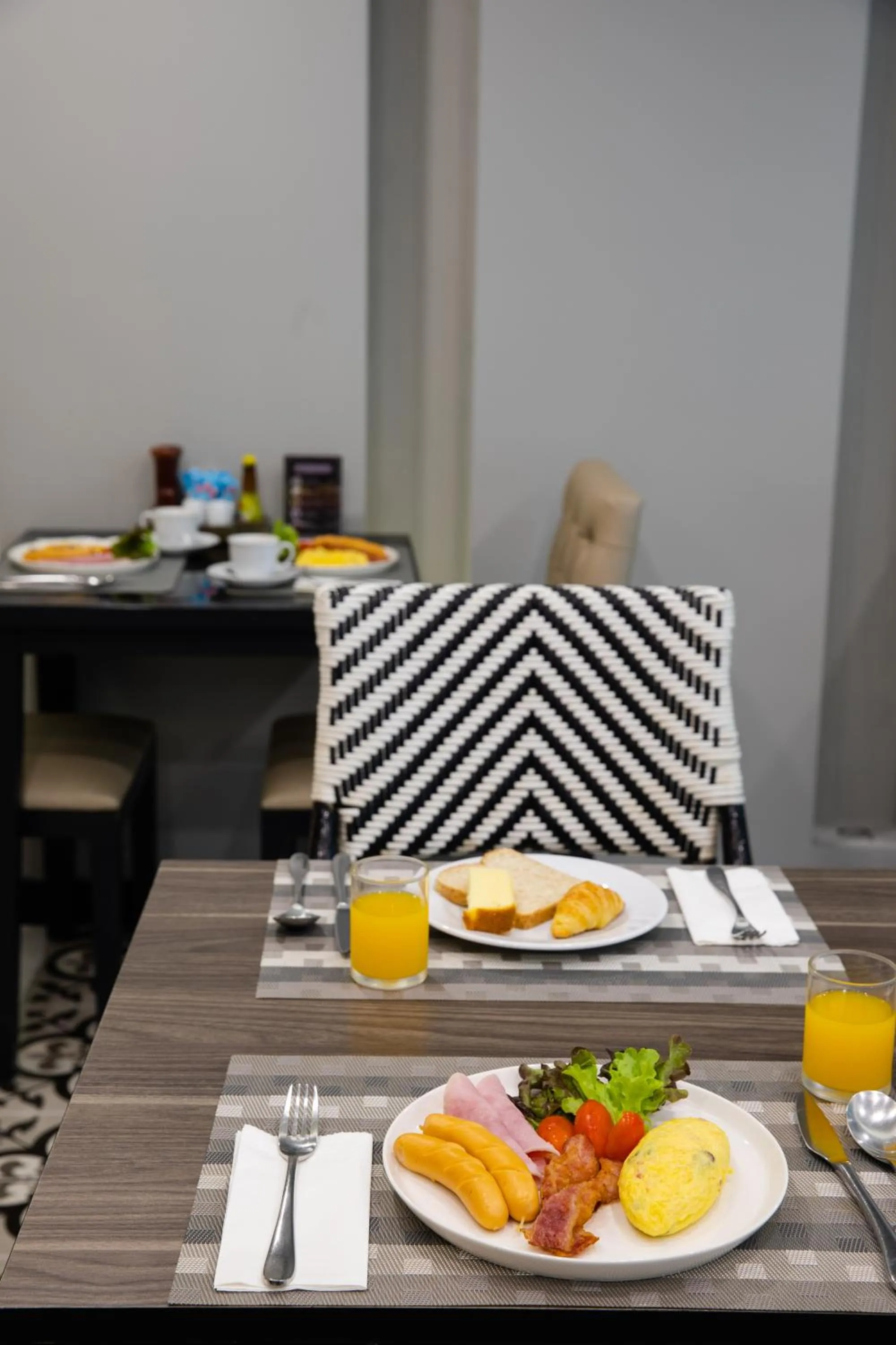 Breakfast in De Chai Oriental Nimman - SHA Plus